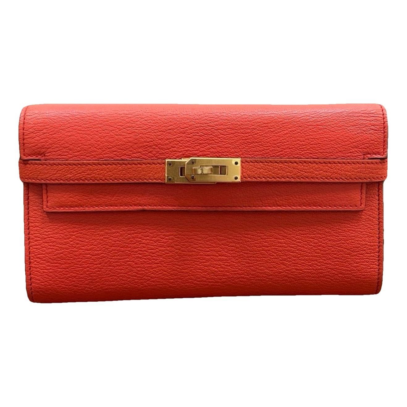 Kelly to go leather clutch bag