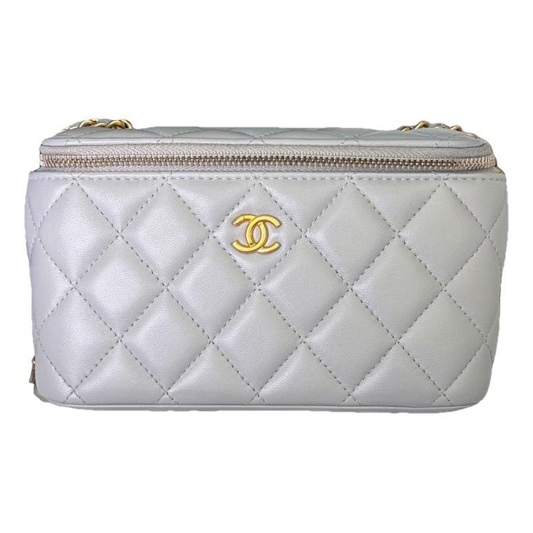 Trendy CC Vanity leather handbag