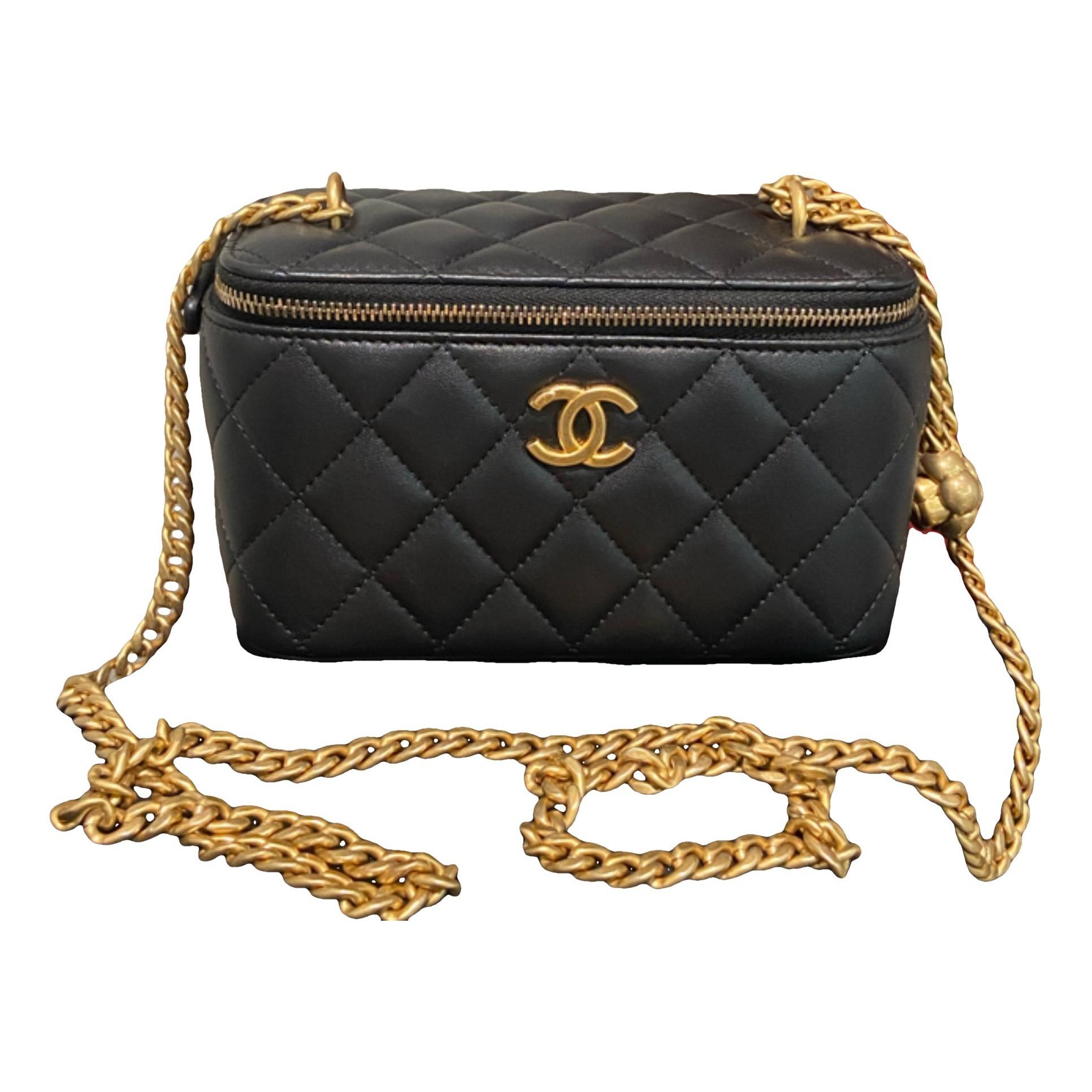 Trendy CC Vanity leather handbag