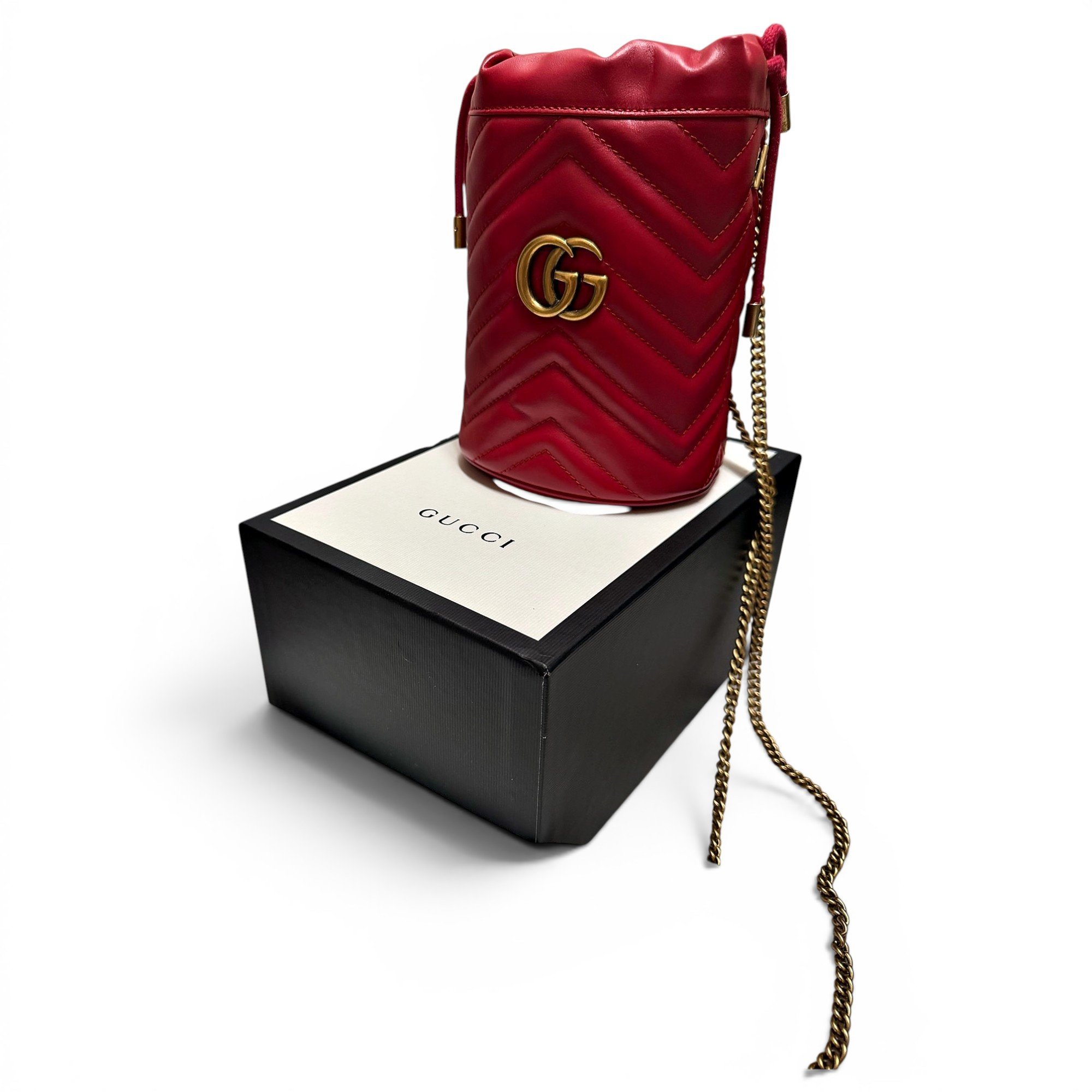 GG Marmont Chain Bucket leather bag