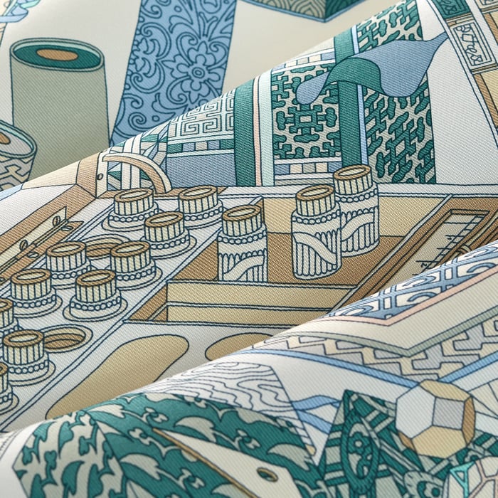 Les Tresors d'Un Artiste Scarf 45