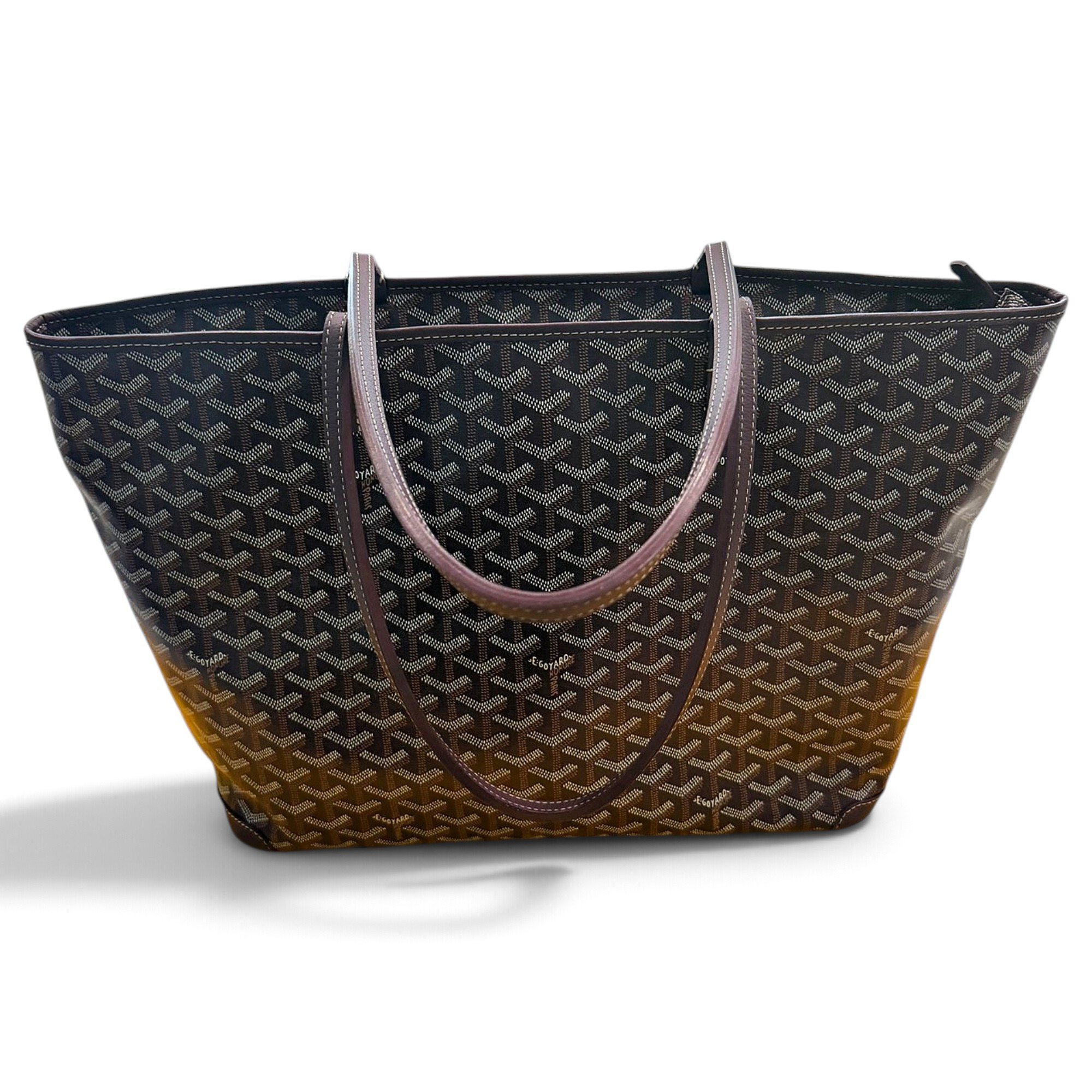 Leather travel bag