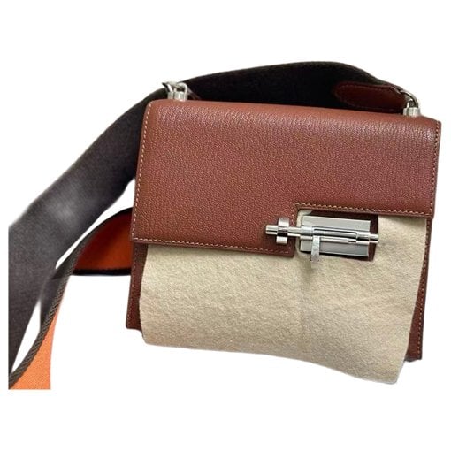 Verrou leather handbag