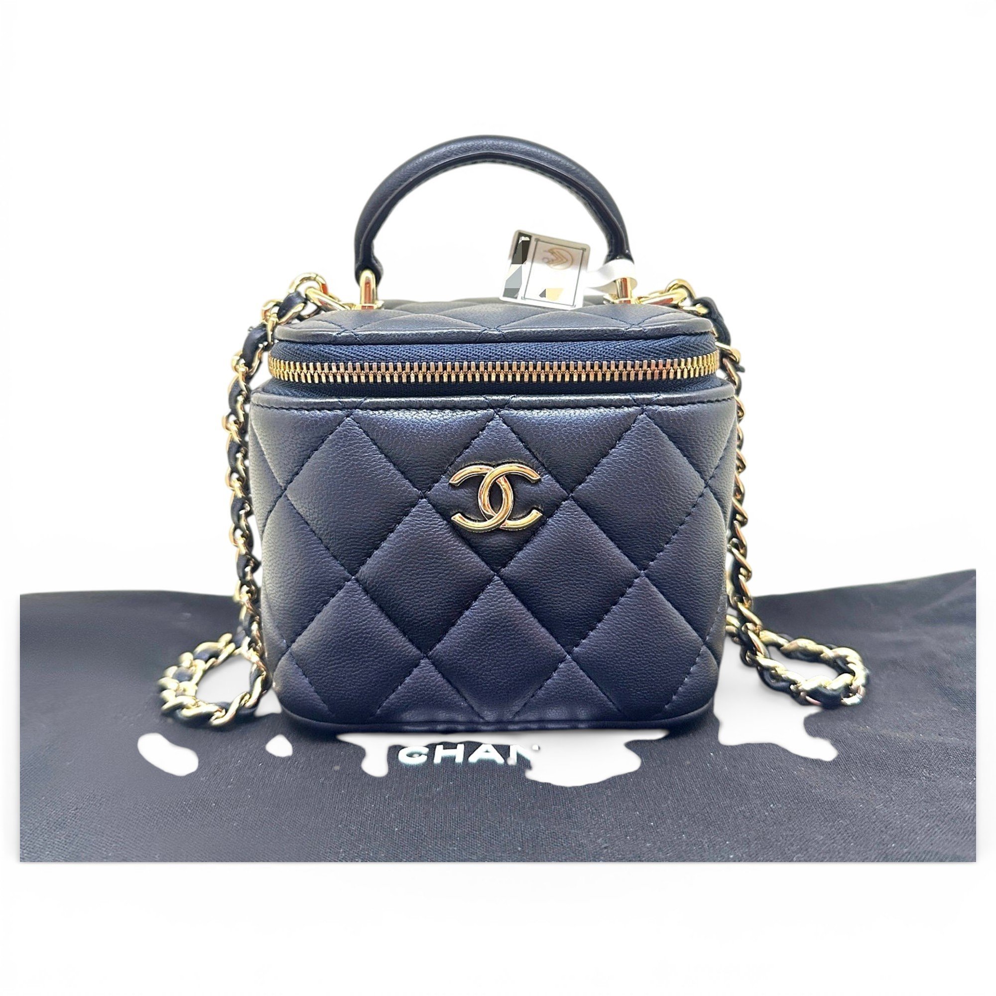Trendy CC Vanity leather handbag