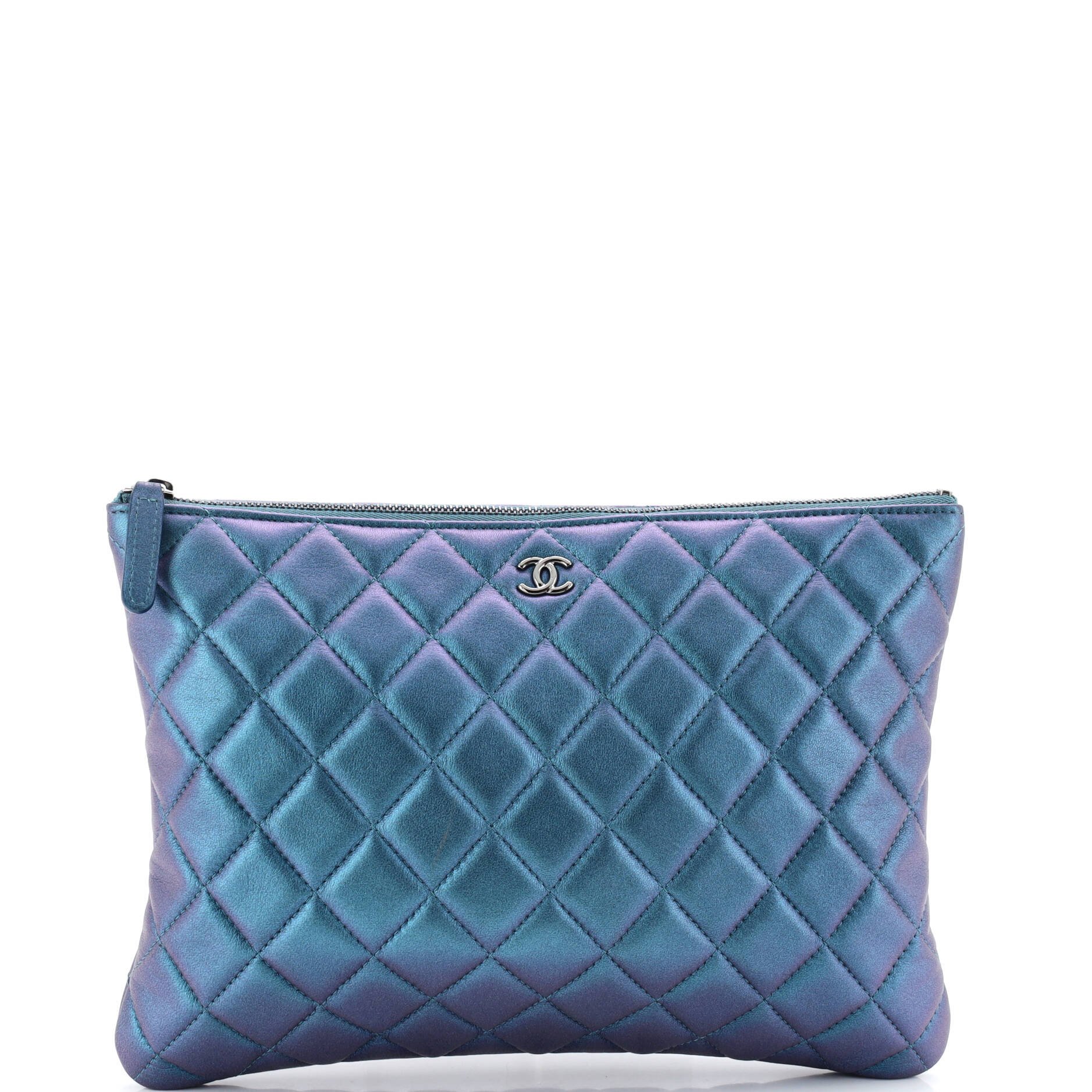 O Case Clutch Quilted Iridescent Lambskin Medium