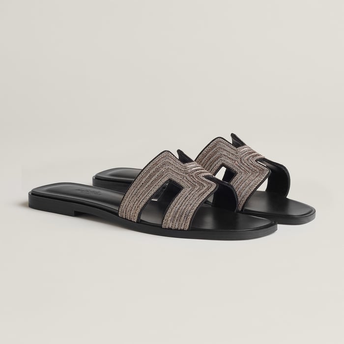 Oran sandal