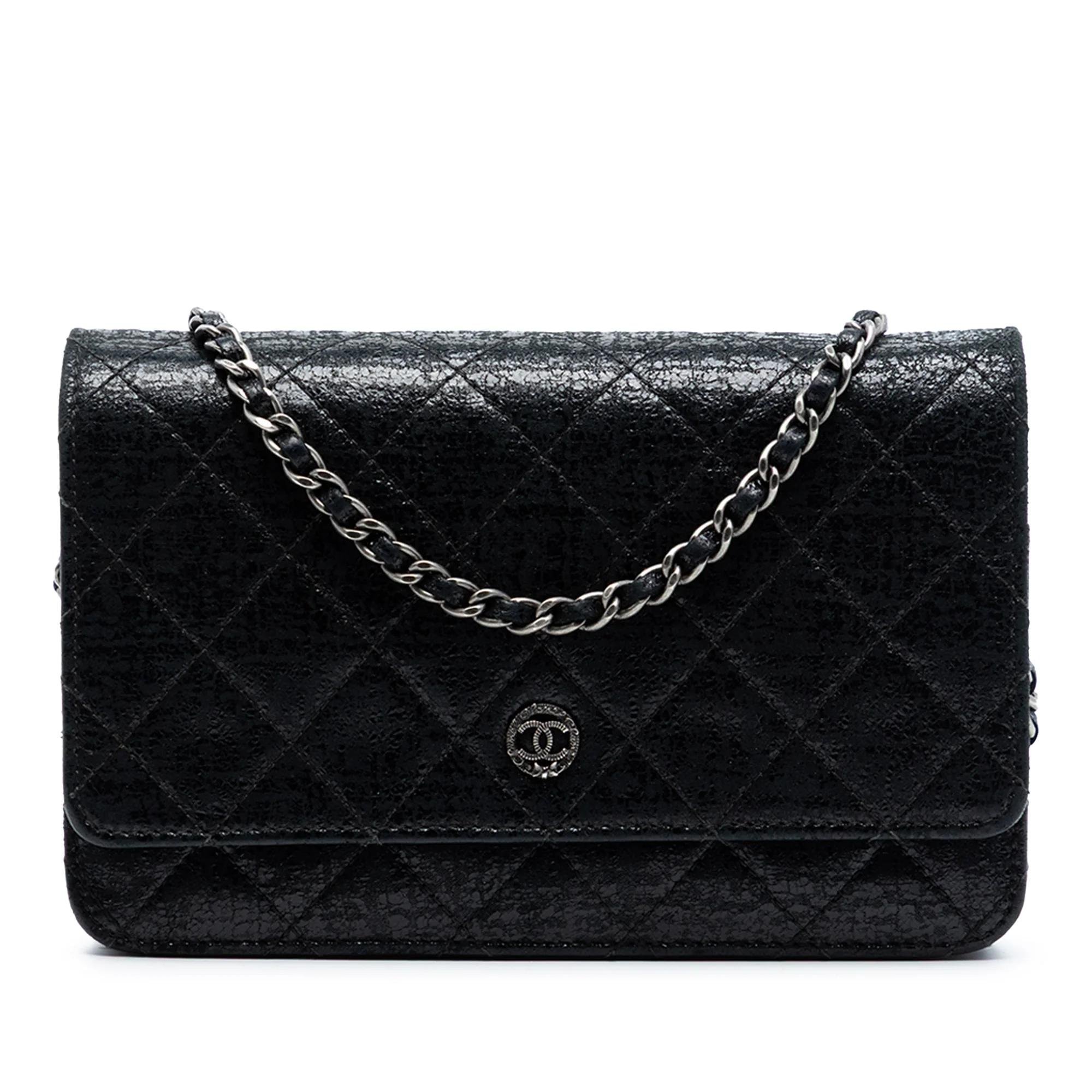 Wallet On Chain patent leather crossbody bag