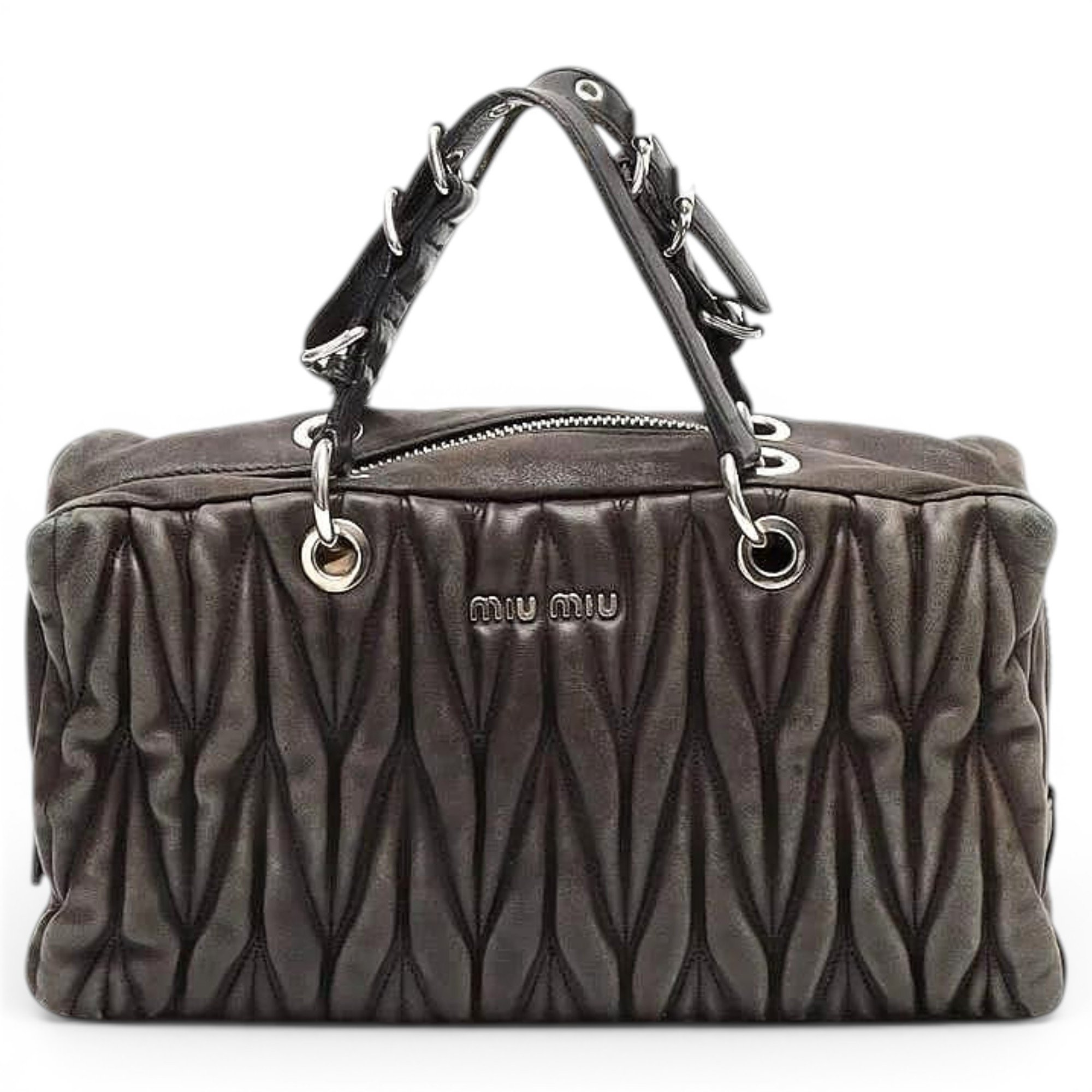 Matelassé leather handbag