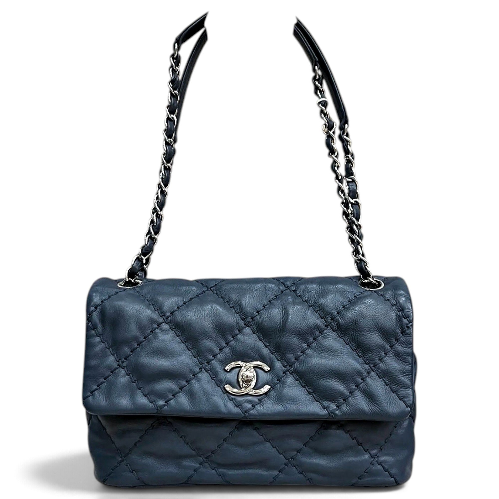 Timeless/Classique leather crossbody bag
