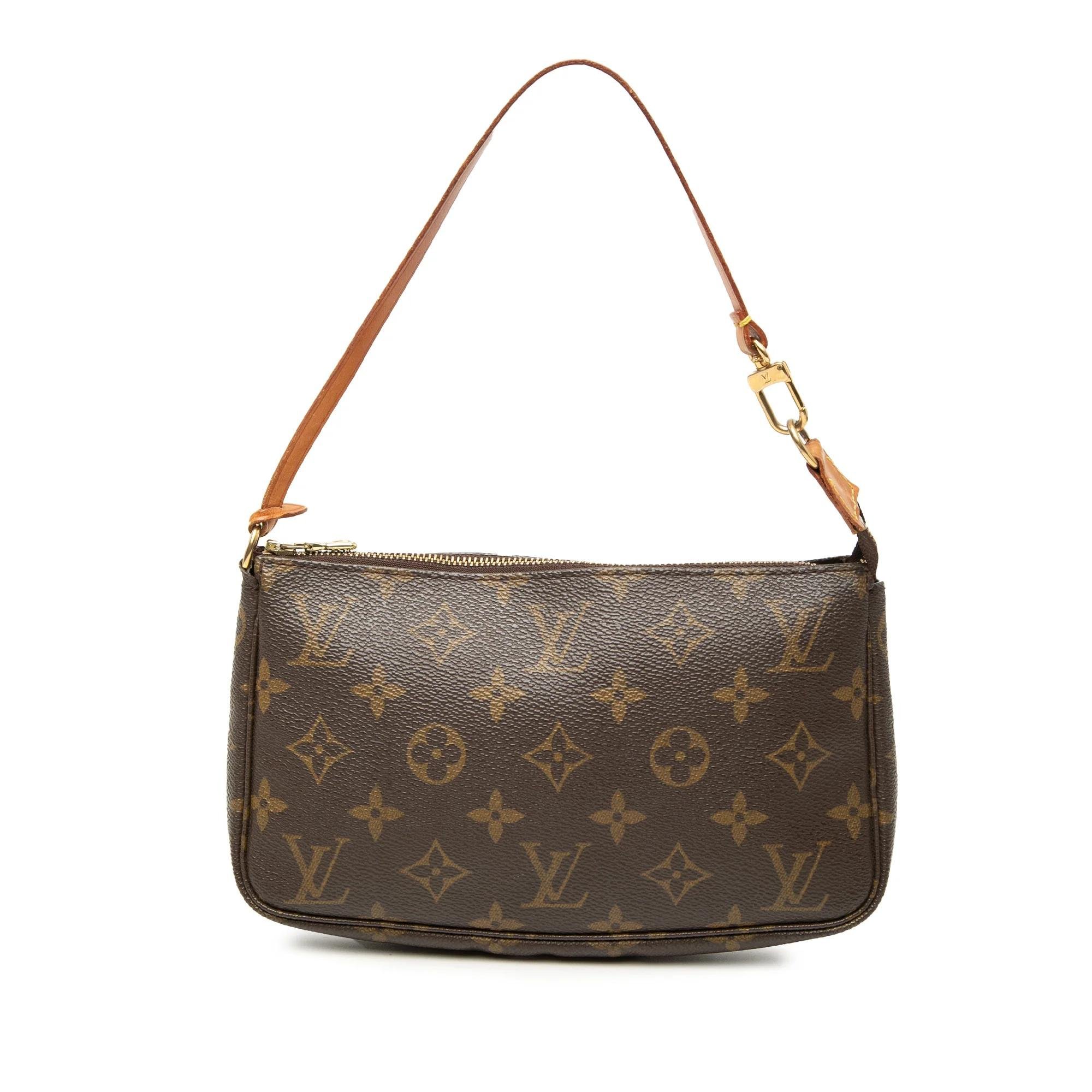 Pochette Accessoire leather handbag