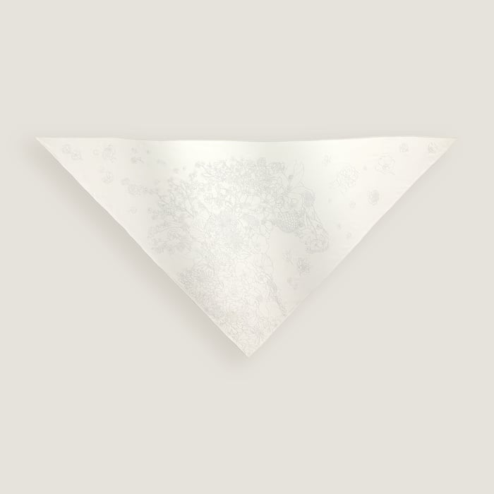 Ivoire Robe Legere Exceptional Embroidered Triangle