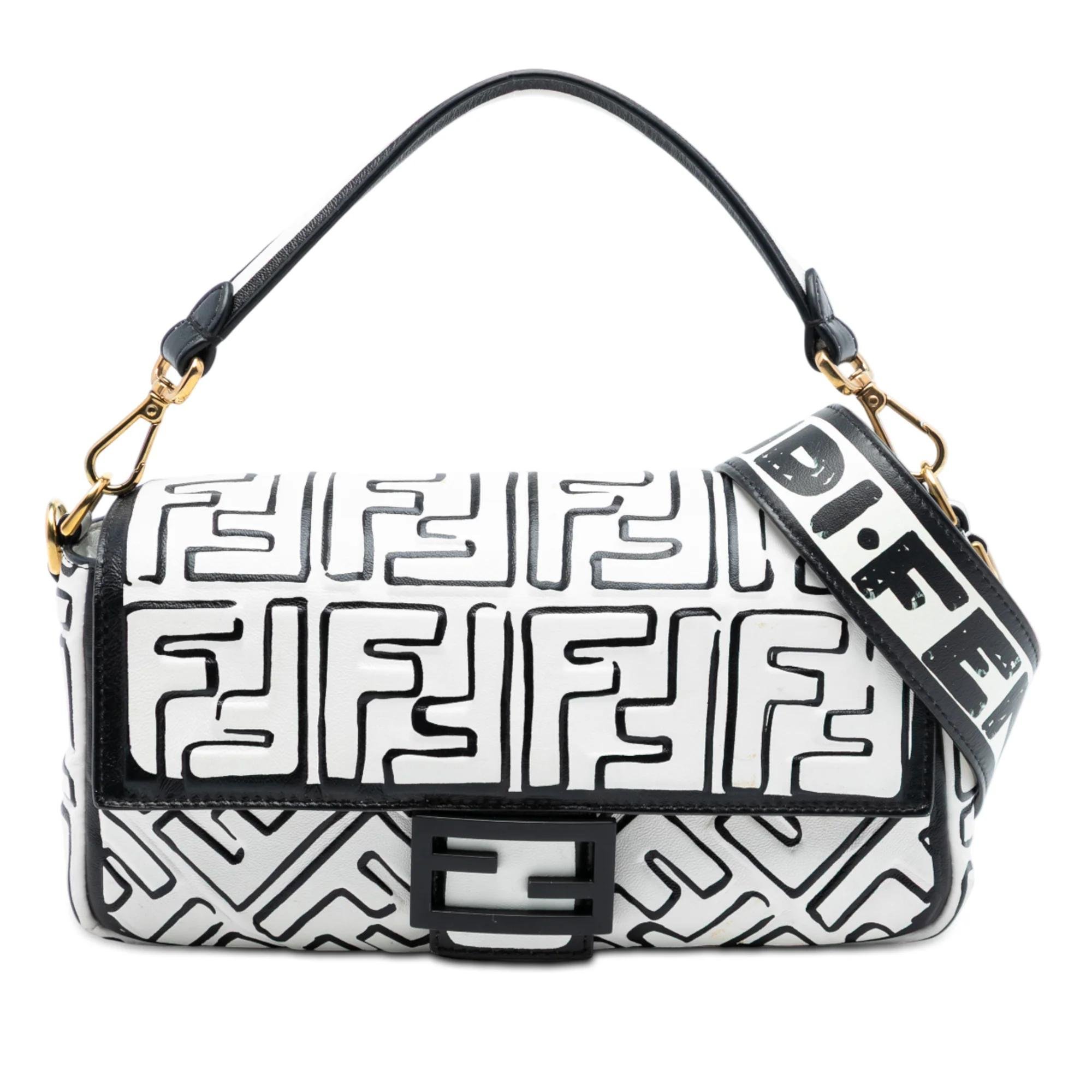 Baguette leather satchel