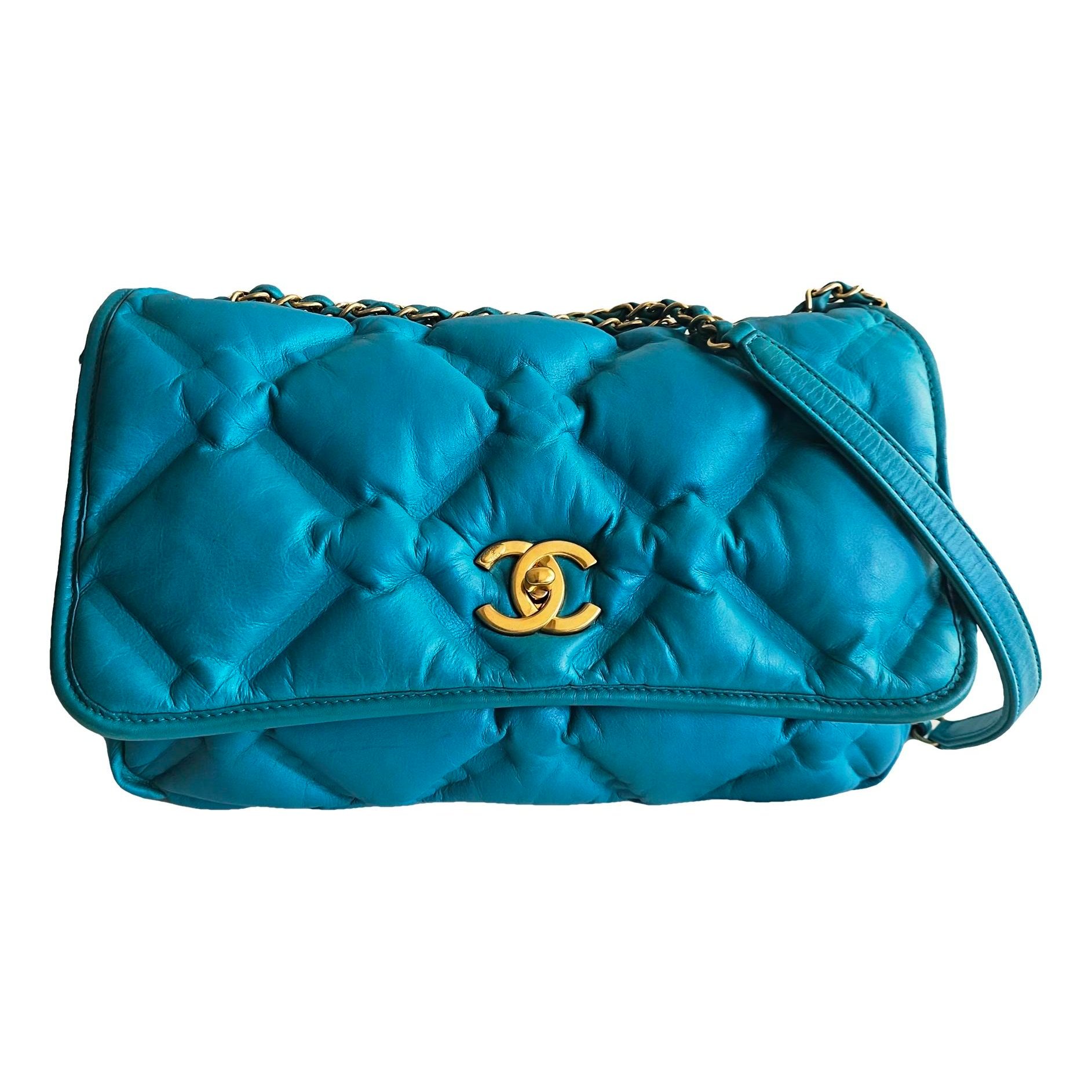 Timeless/Classique leather crossbody bag
