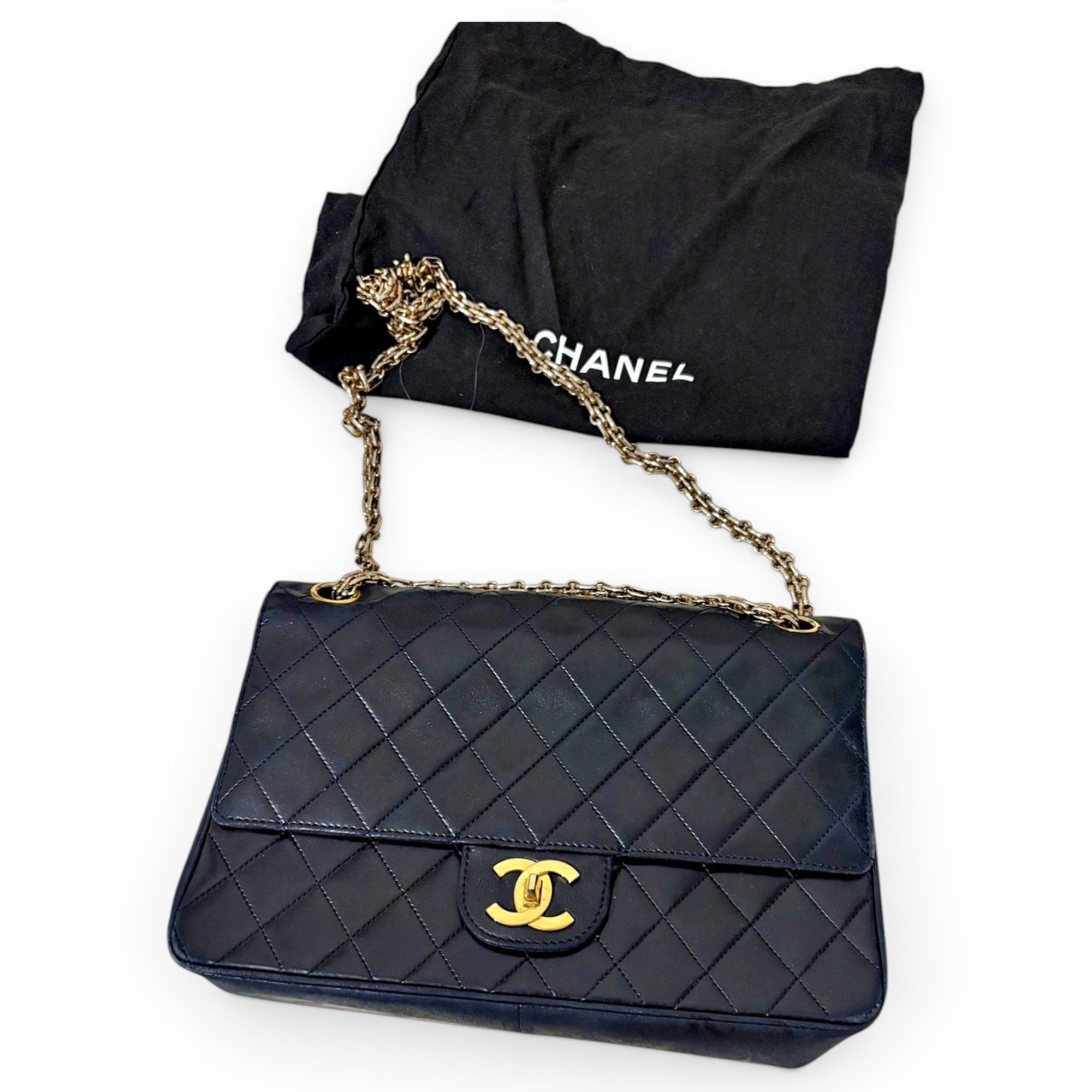 Chanel Timeless/Classique leather handbag