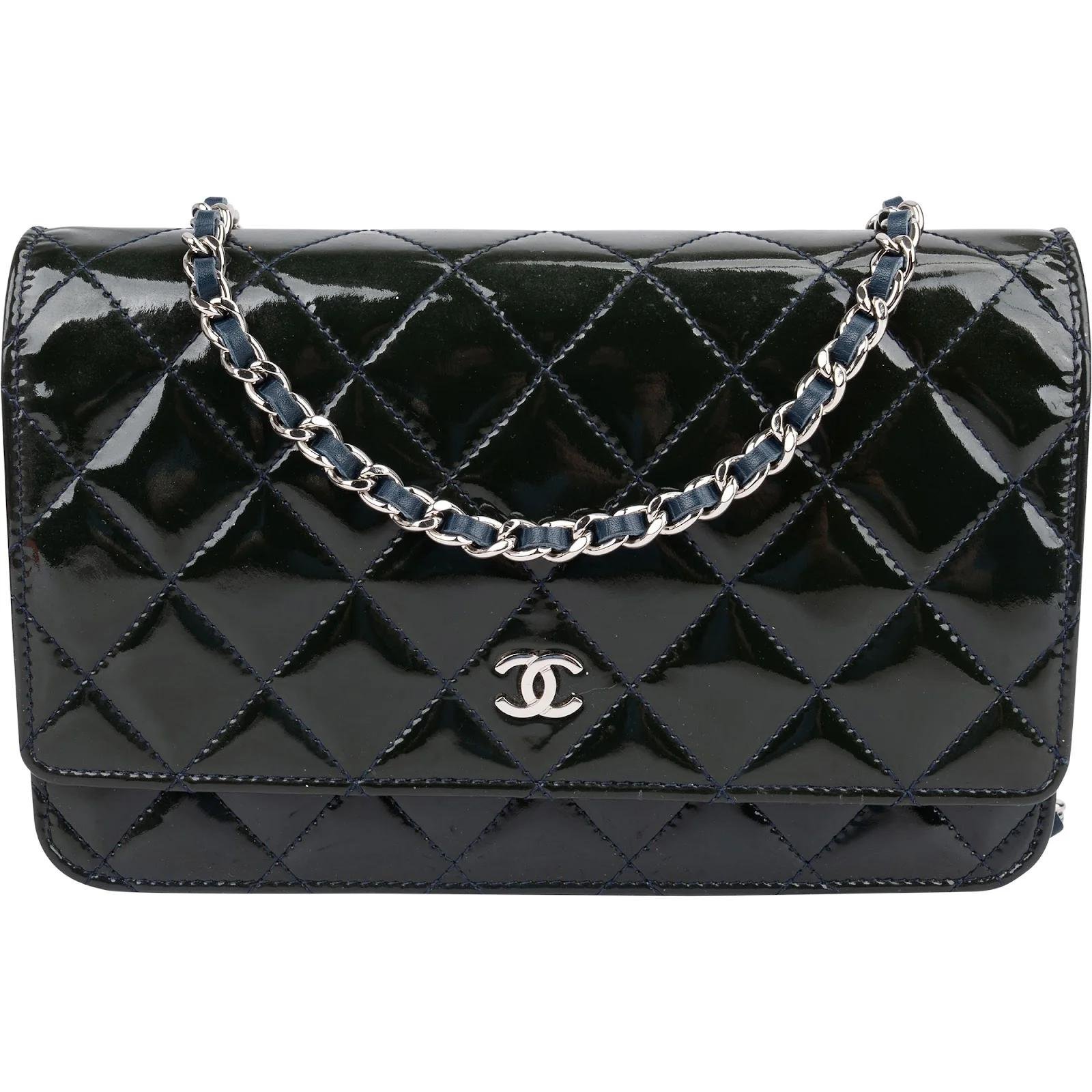 Wallet On Chain Timeless/Classique patent leather crossbody bag