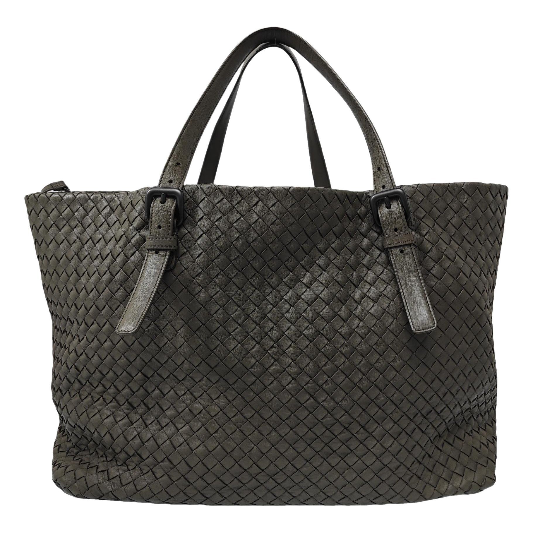 Fourre-Tout leather handbag