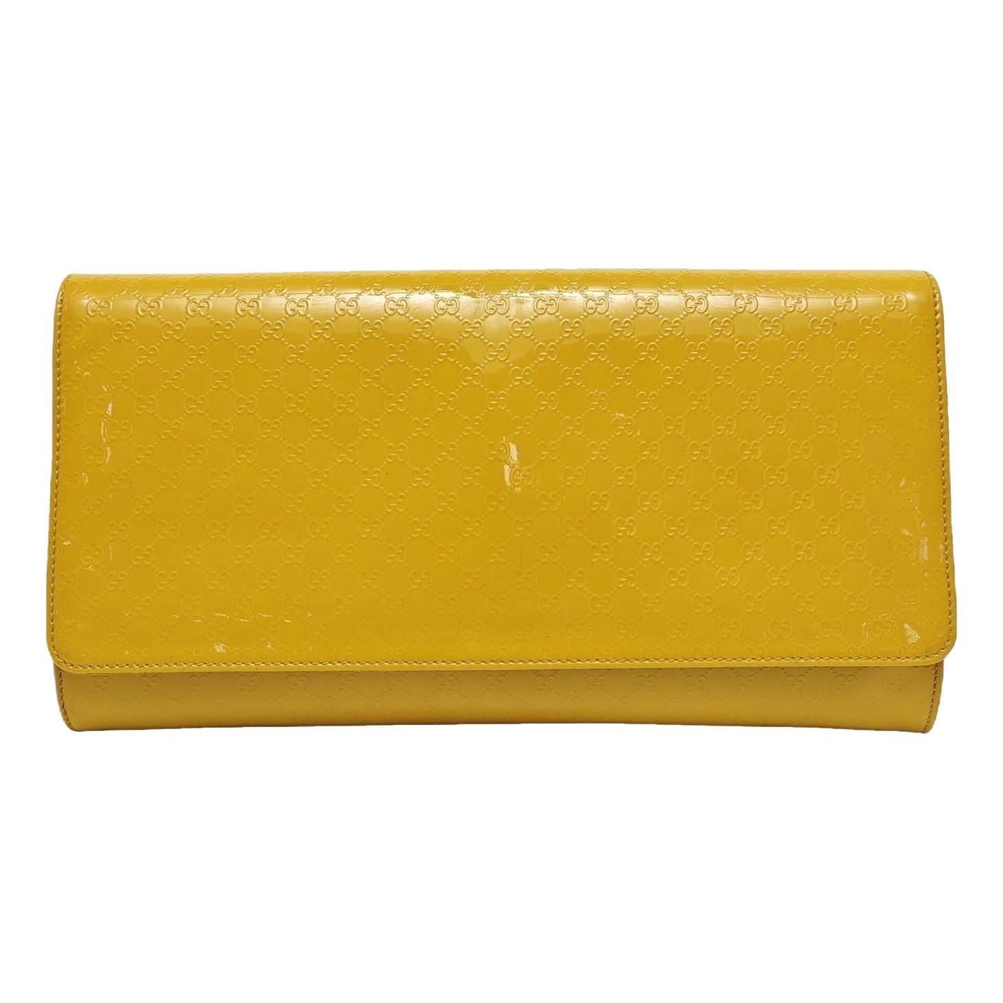 Patent leather handbag