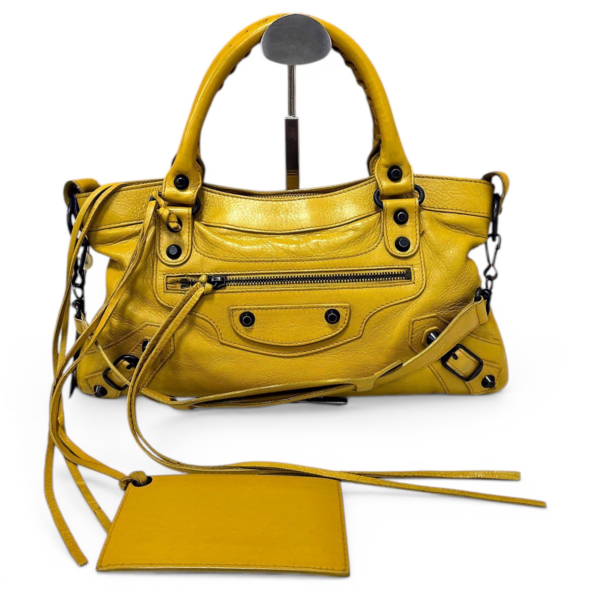 City leather handbag