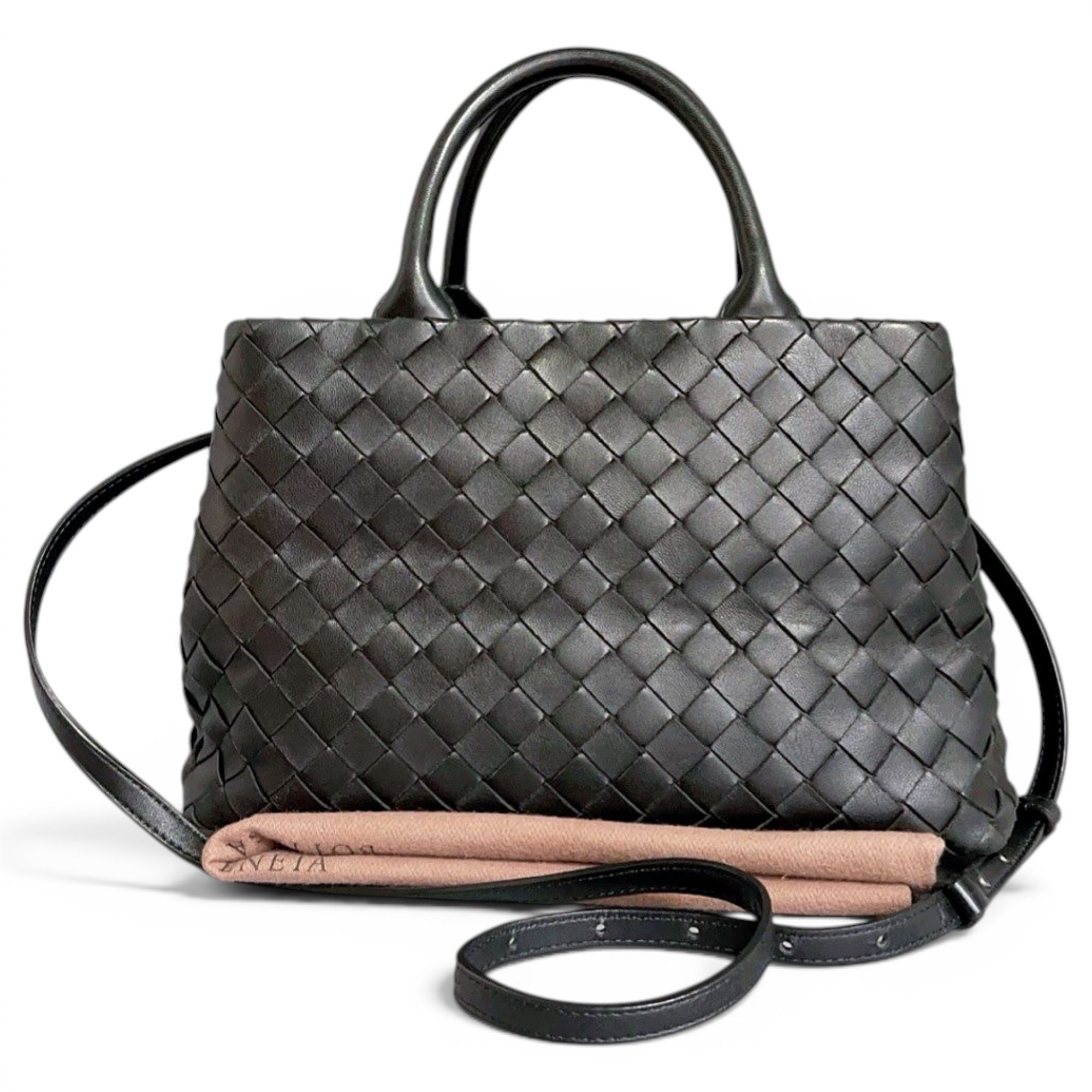 Leather handbag