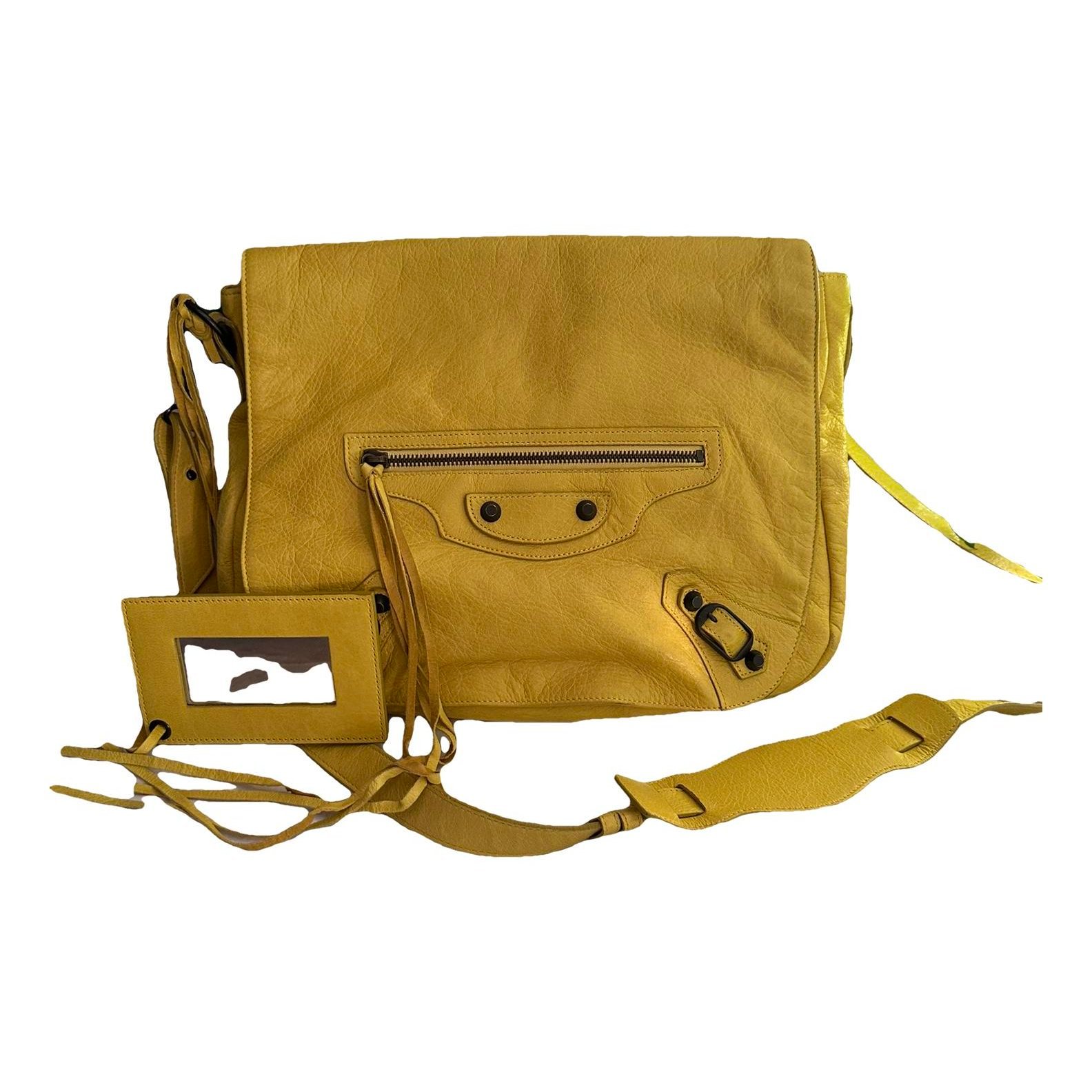 Leather handbag