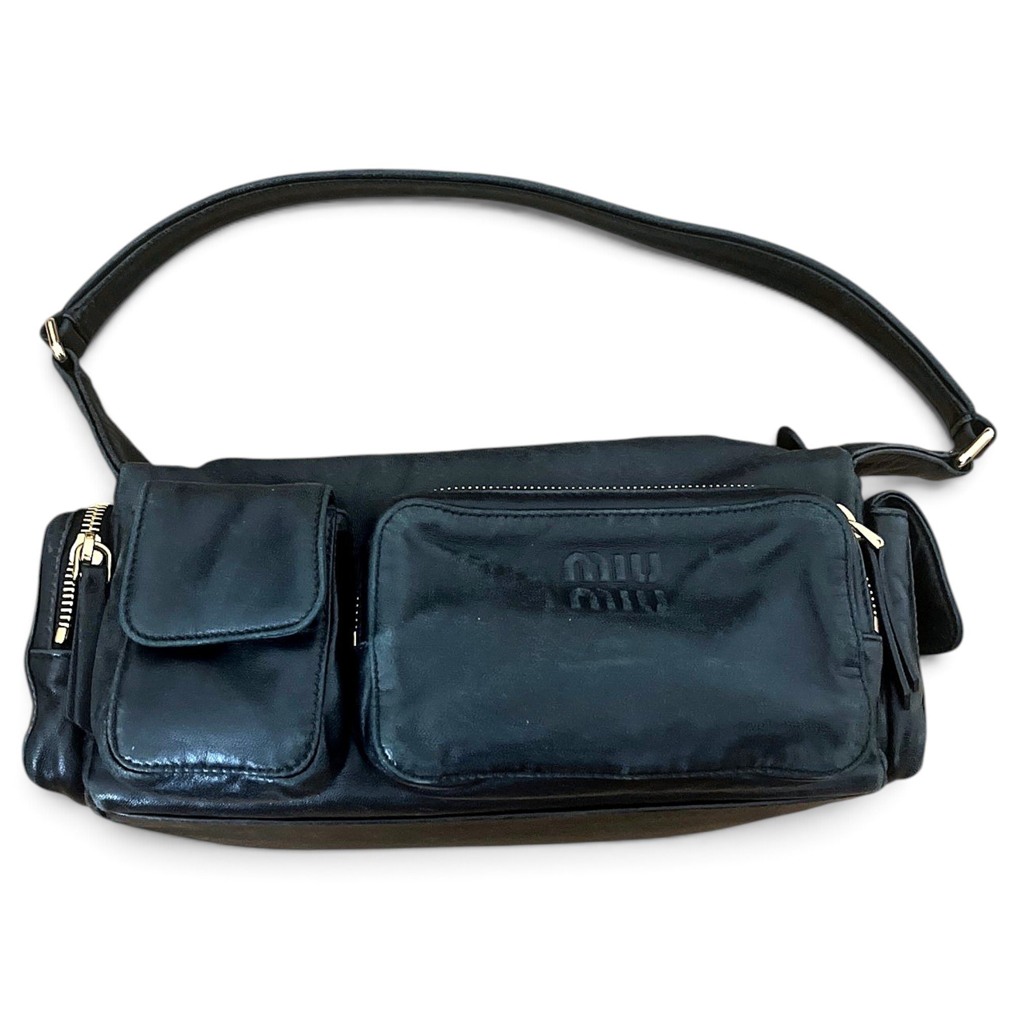 Pocket leather handbag