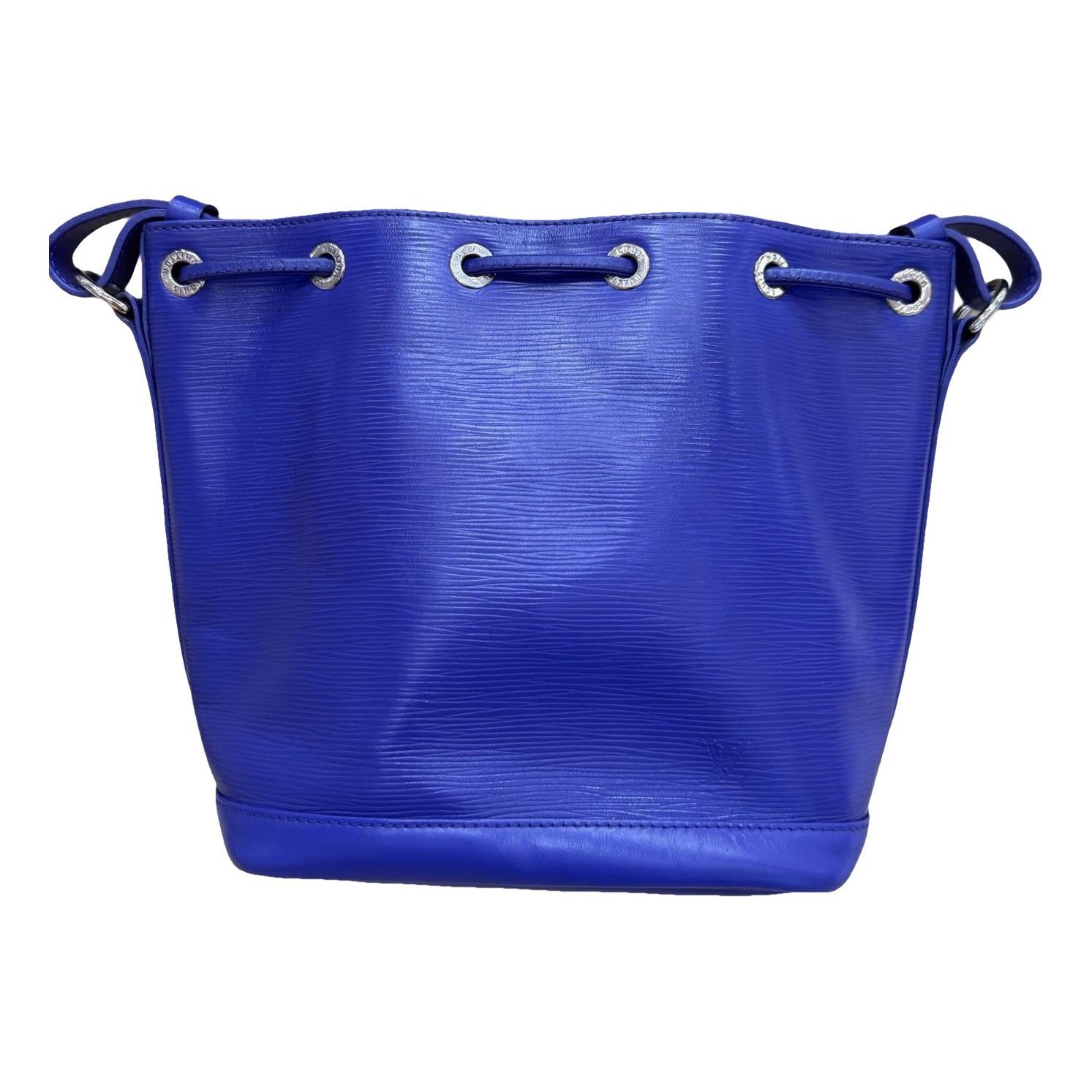 Noé leather handbag