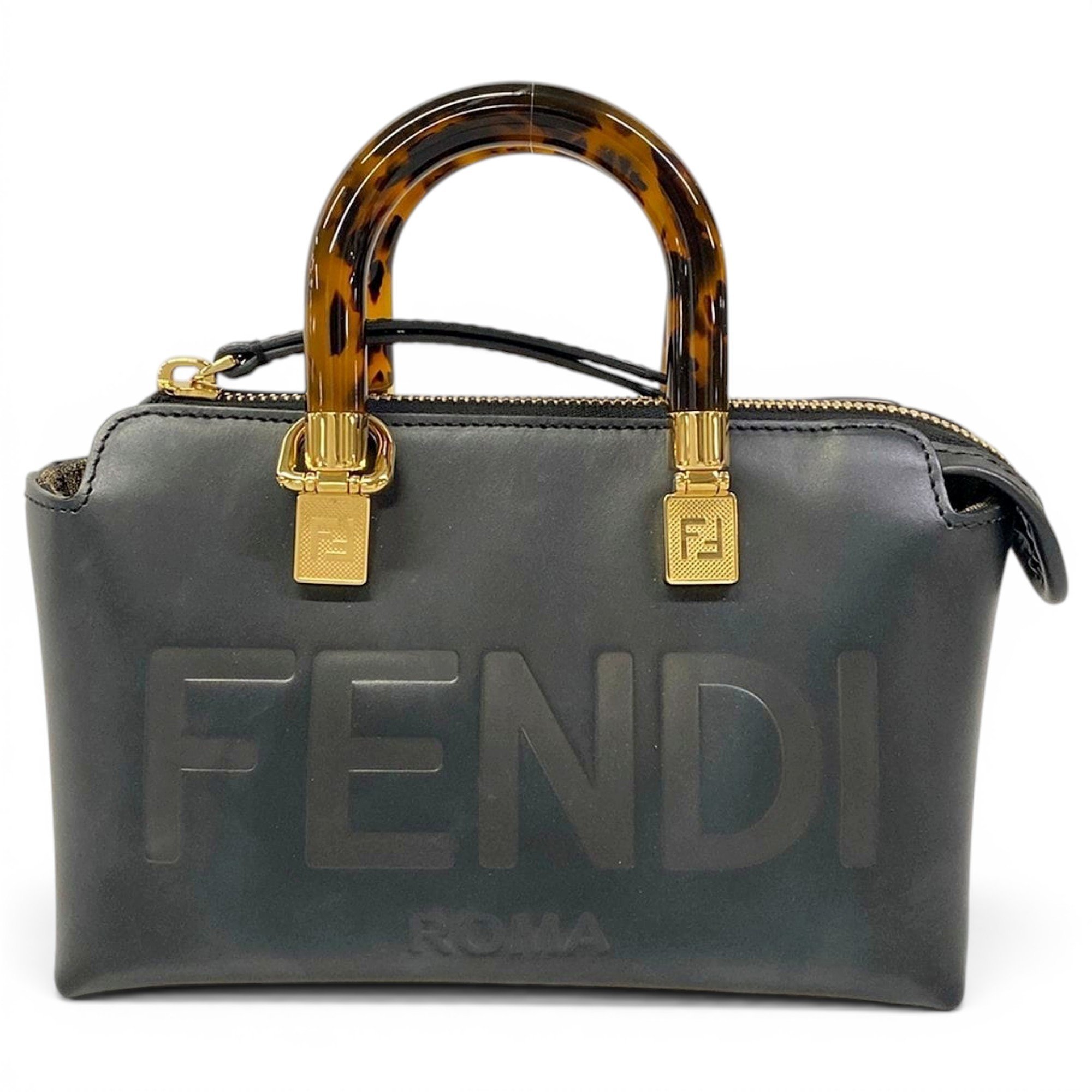 Pocket leather handbag