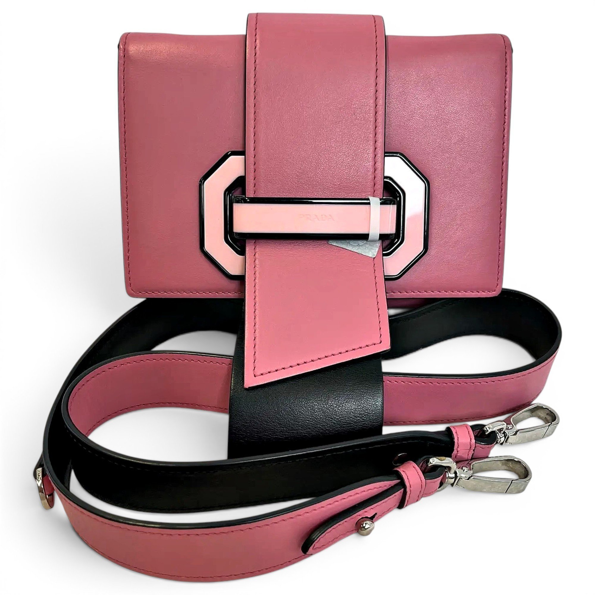 Ribbon leather handbag