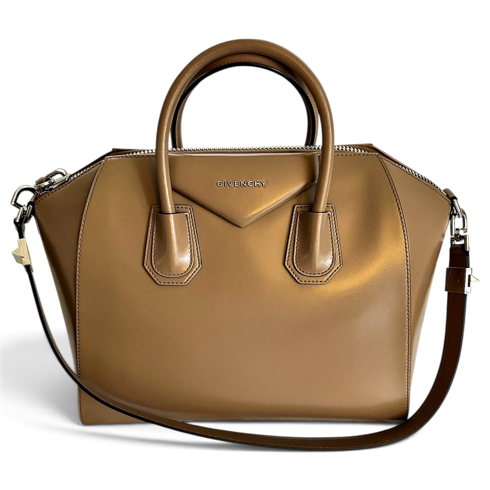 Antigona leather handbag