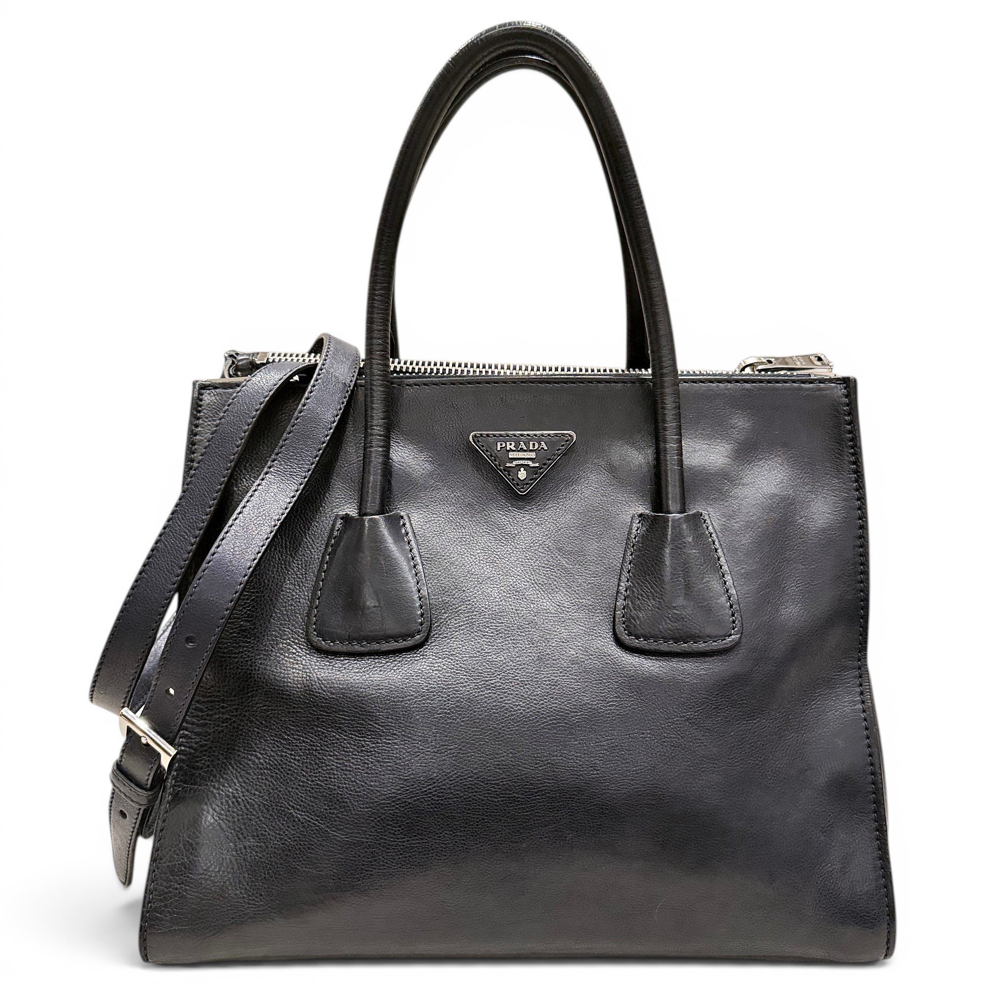 Leather handbag