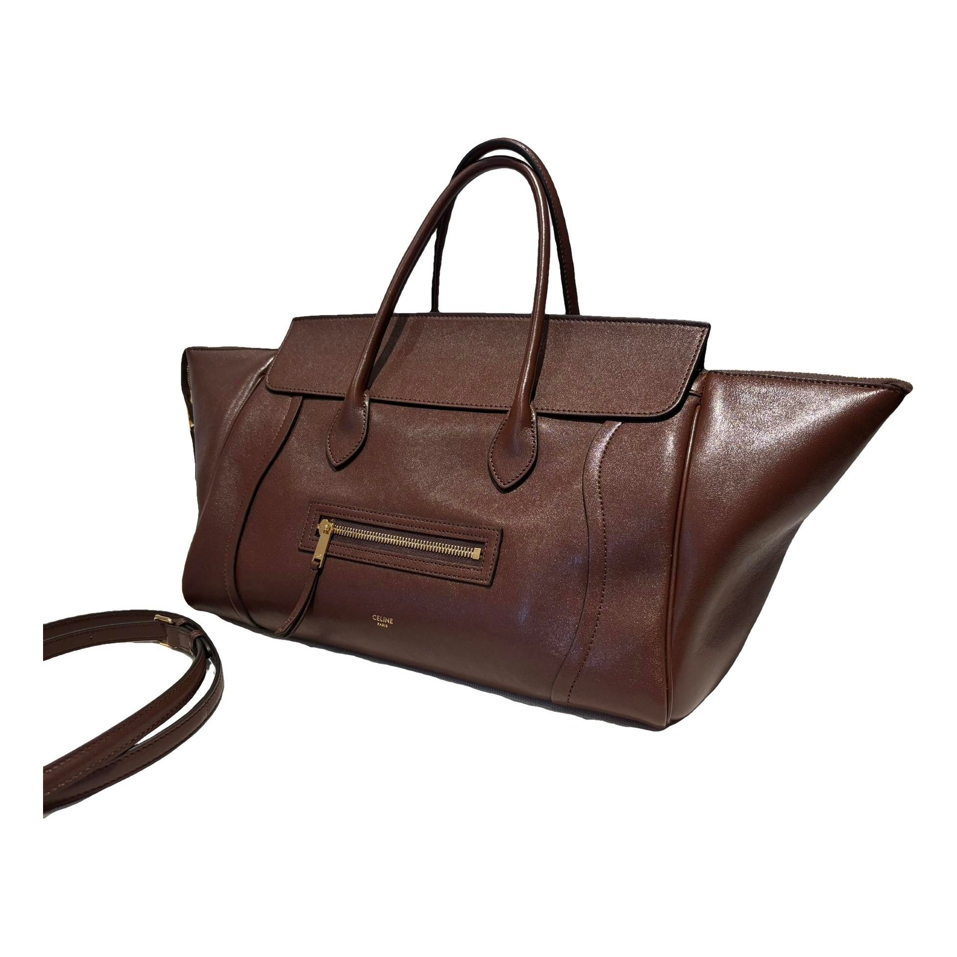 Leather travel bag