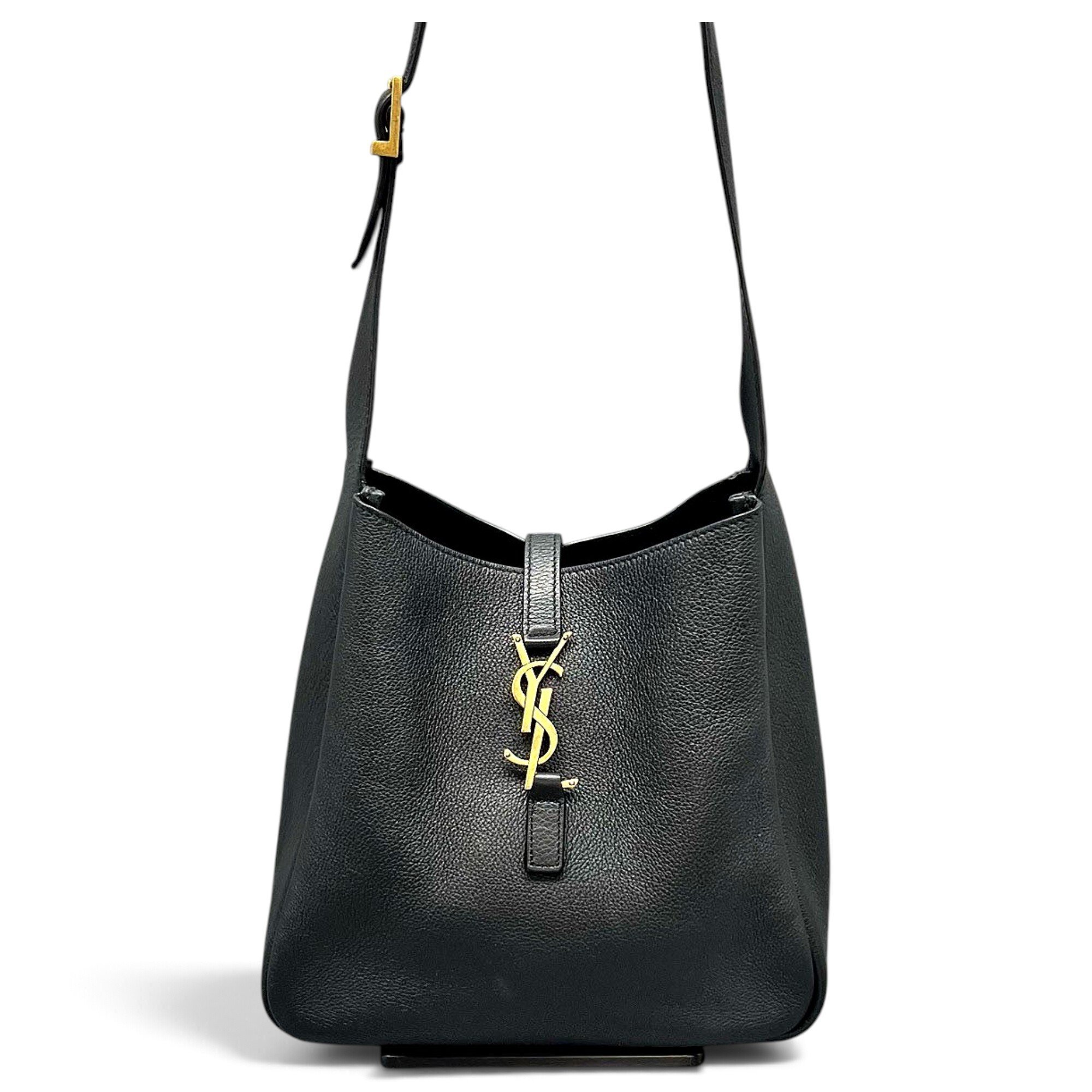 Le 5 à 7 leather handbag
