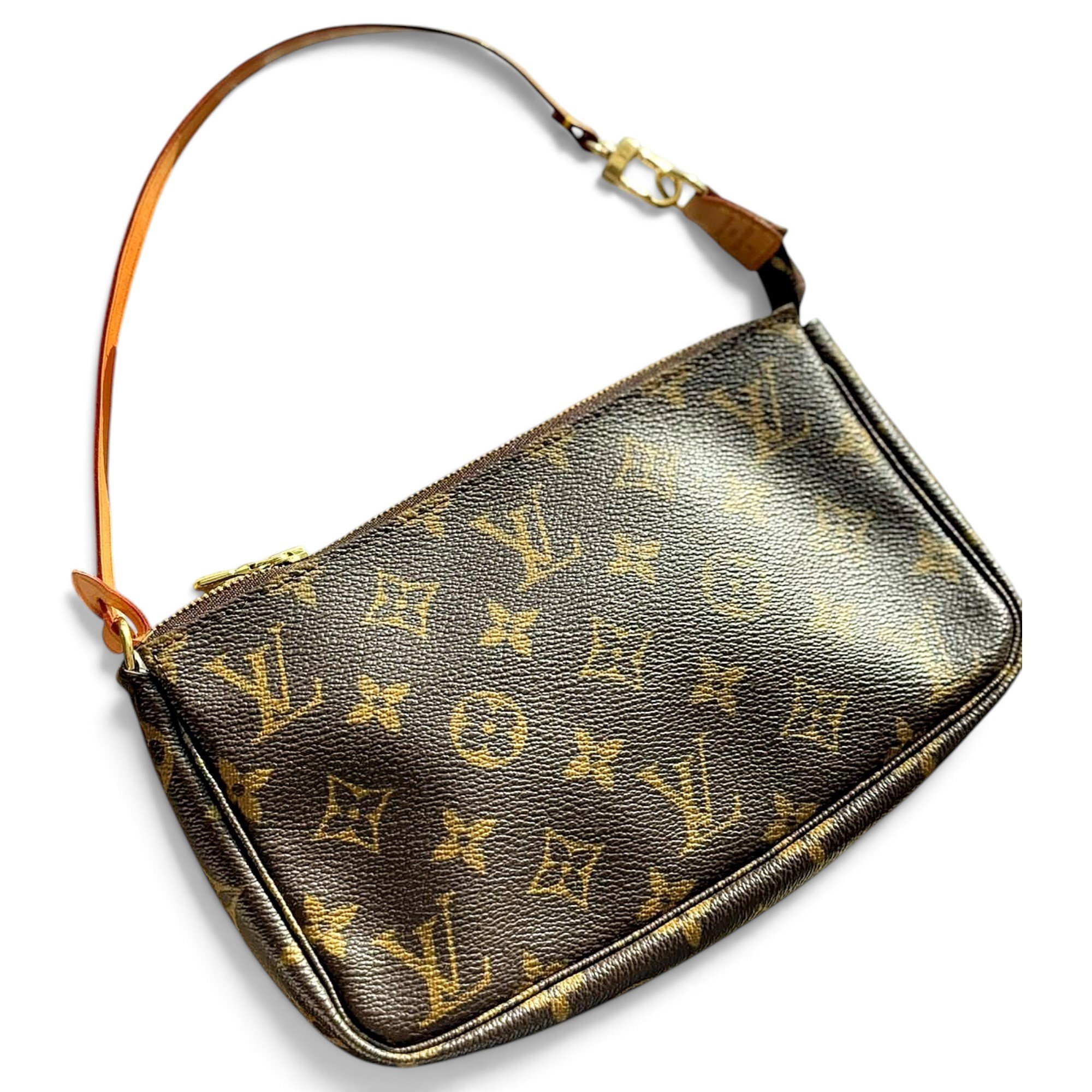 Pochette Accessoire leather handbag