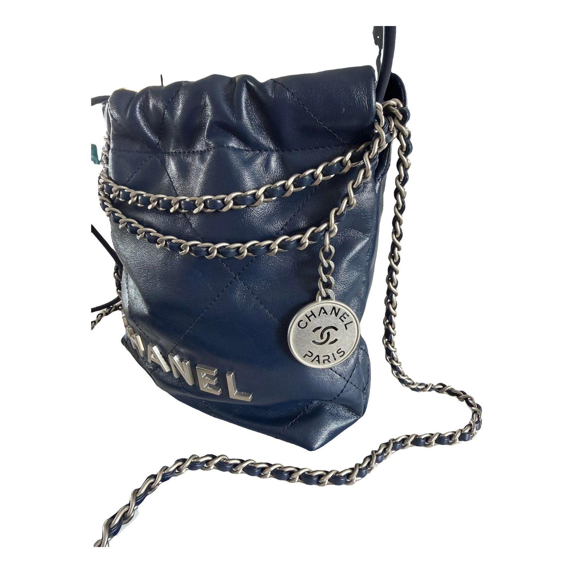 Chanel 22 leather crossbody bag