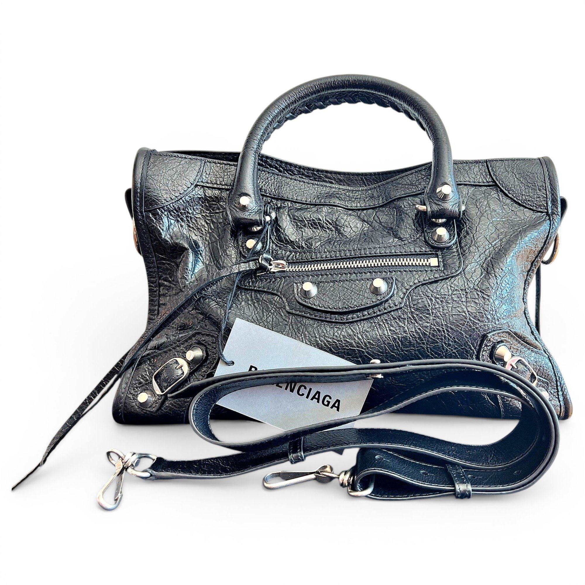 City leather crossbody bag