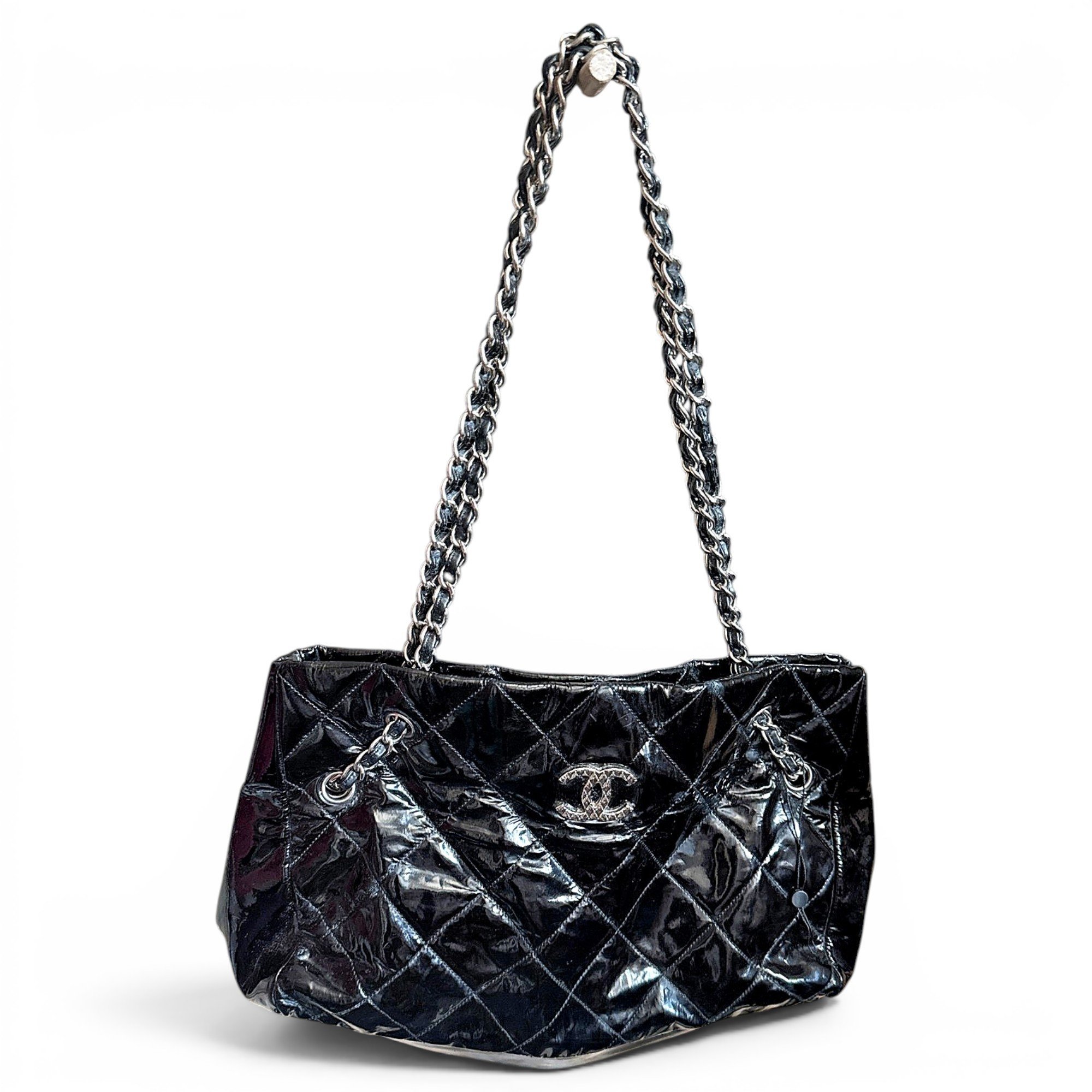 Patent leather handbag
