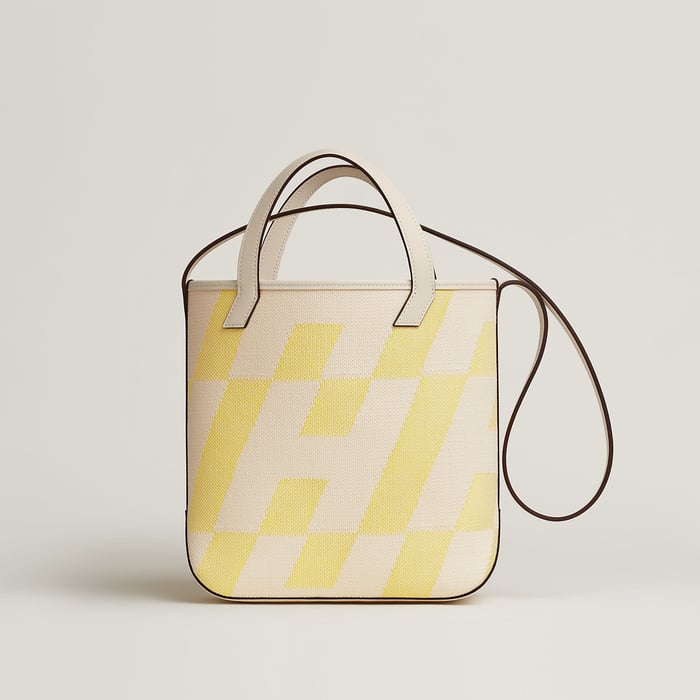 Cabas H en Biais 27 bag