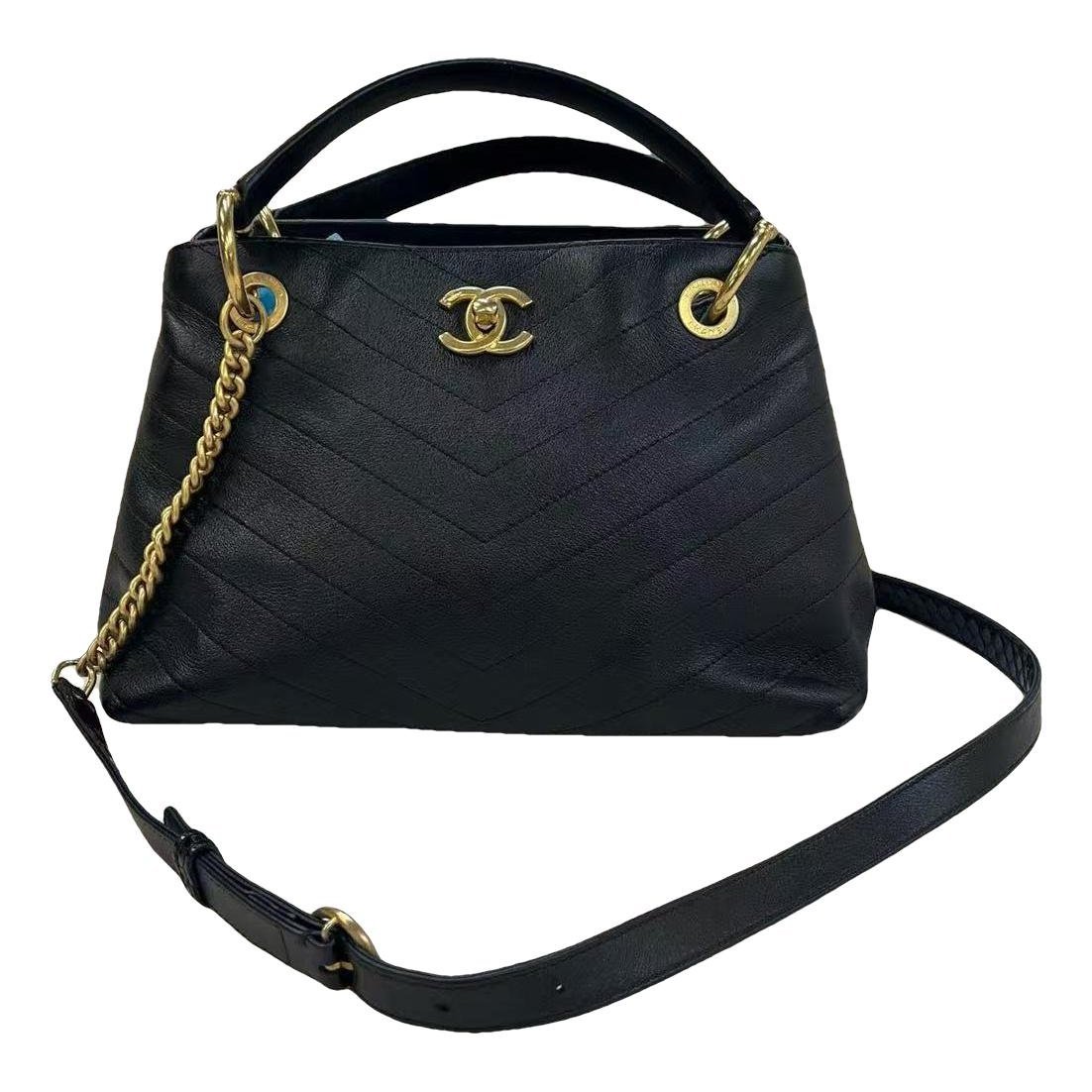 All About Chains leather handbag