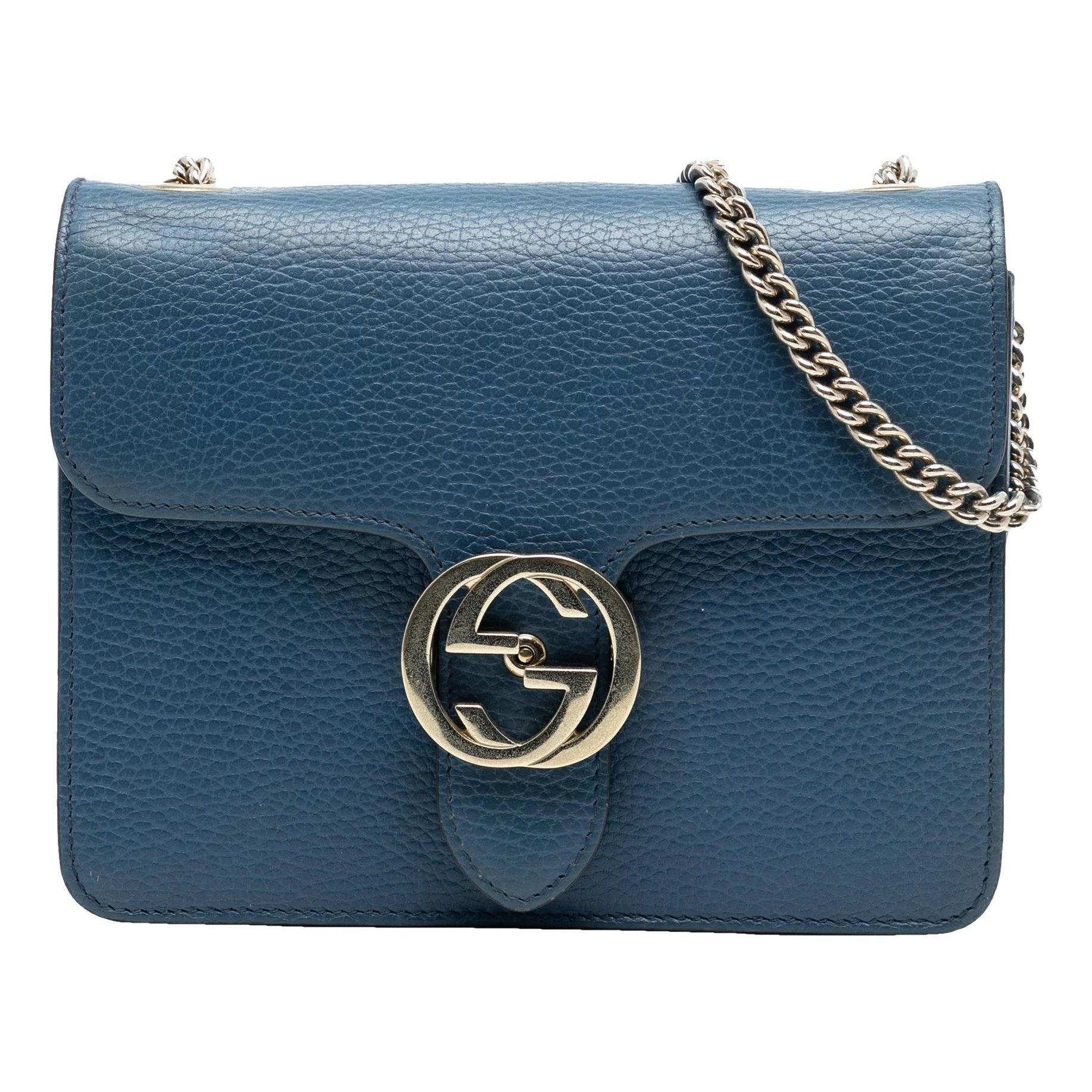 Crossbody bag
