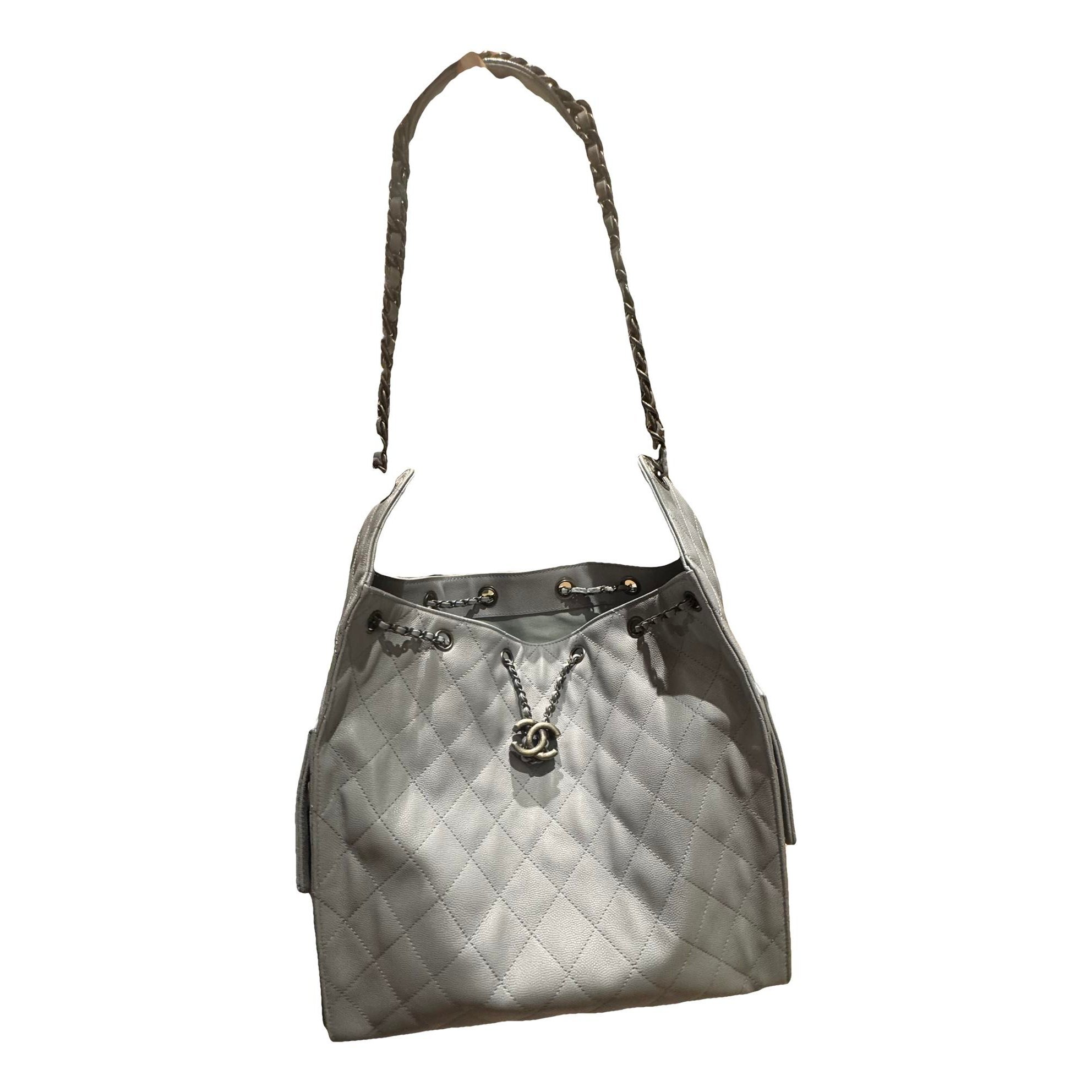 Chanel 25 leather handbag