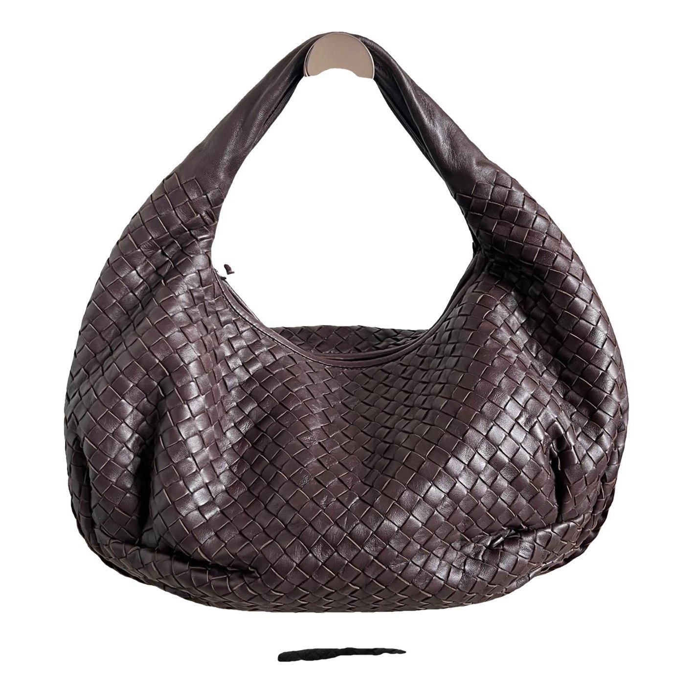 Veneta leather handbag