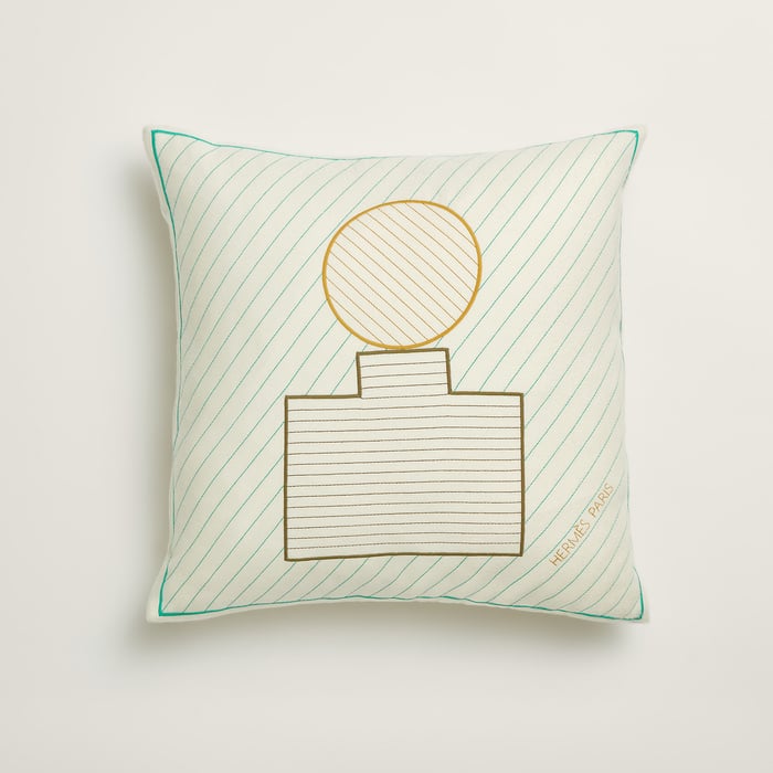 Écru Objets Du Faubourg H Pillow