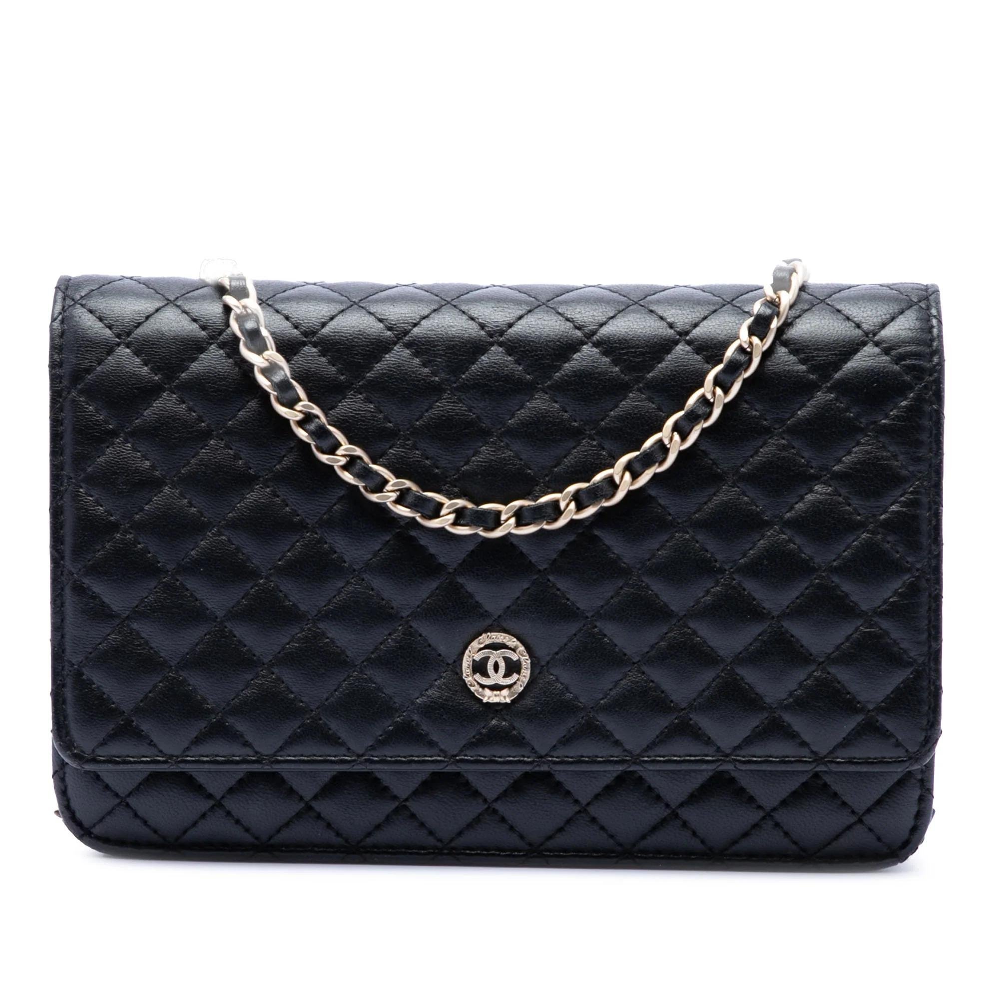 Wallet On Chain leather crossbody bag
