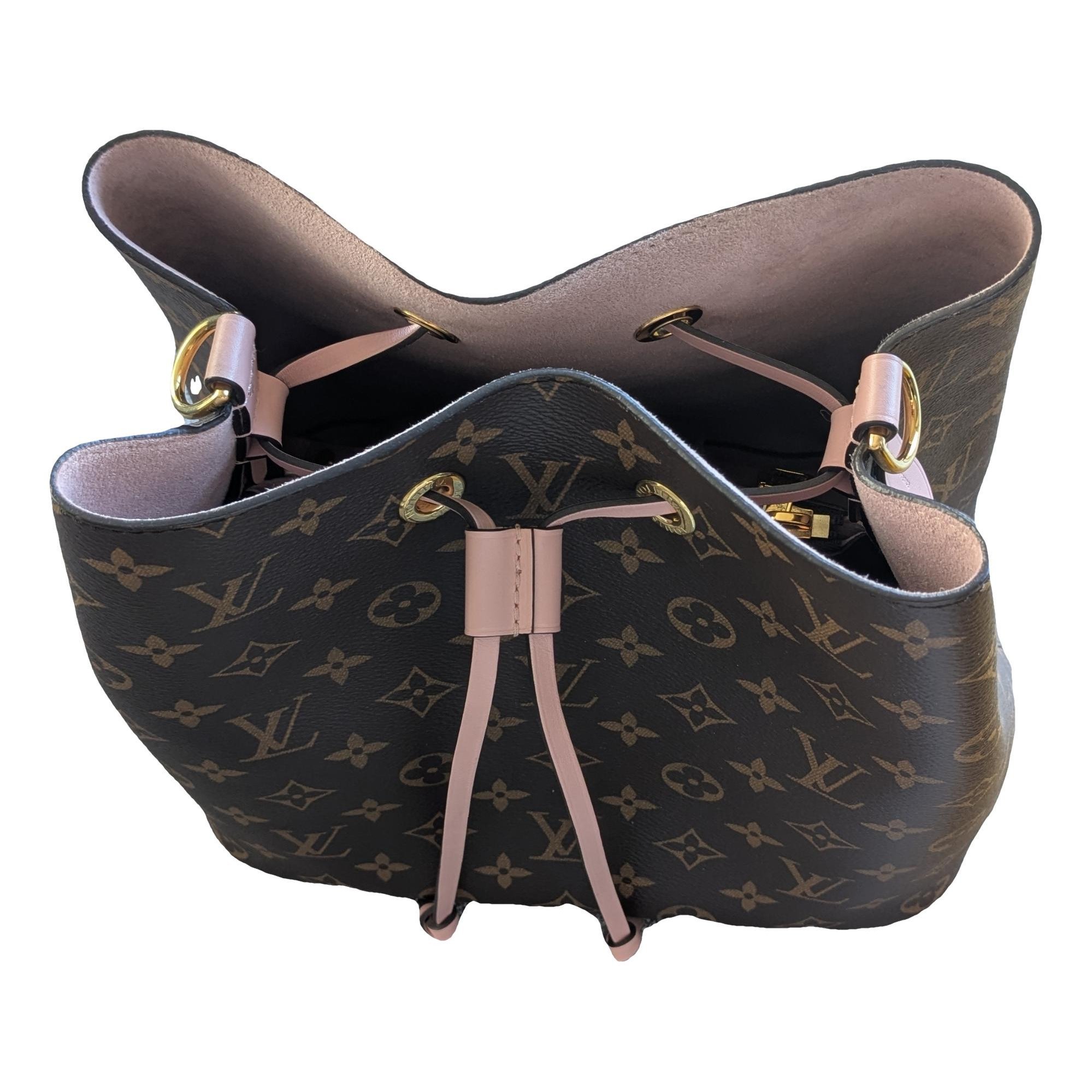 Bucket leather handbag