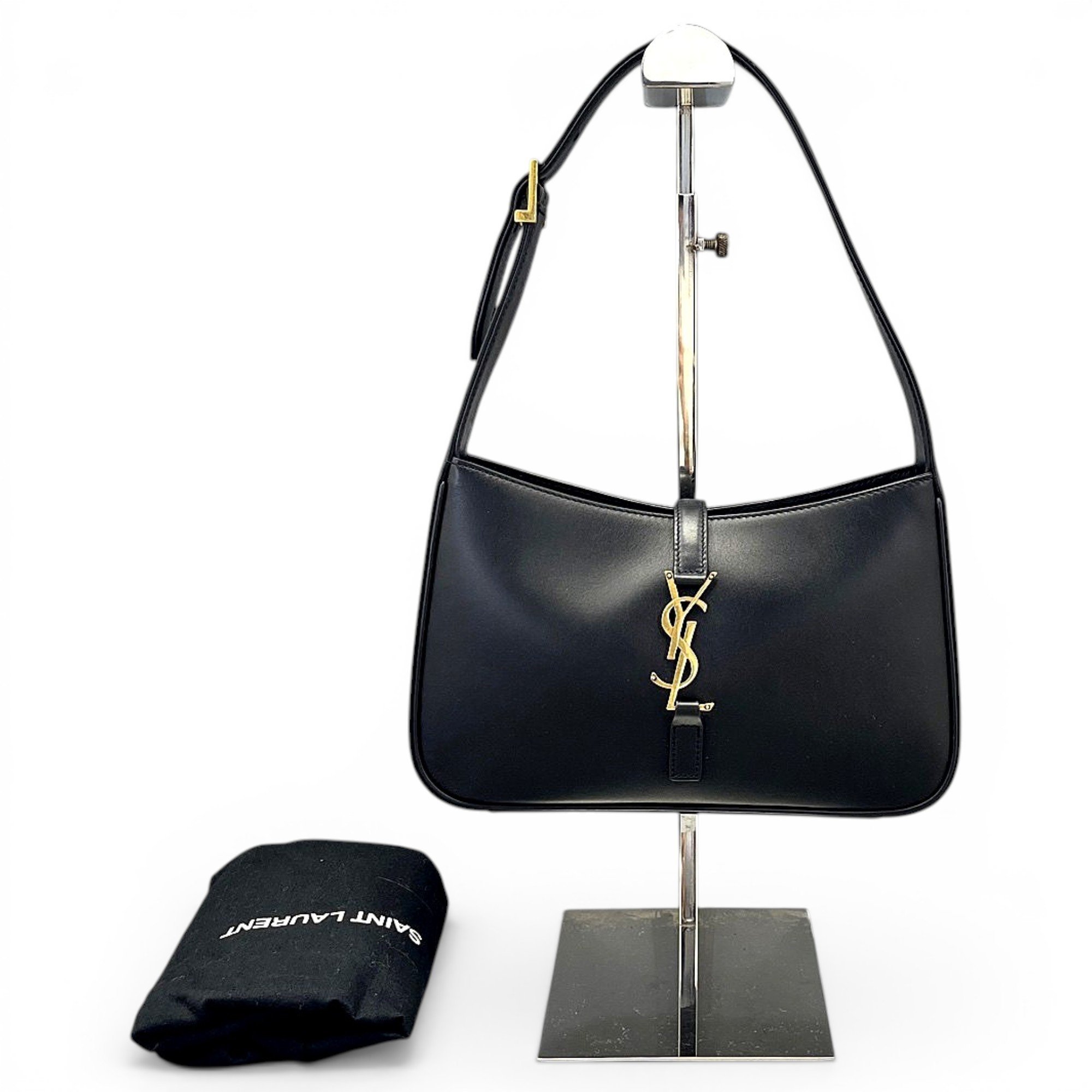 Le 5 à 7 leather handbag