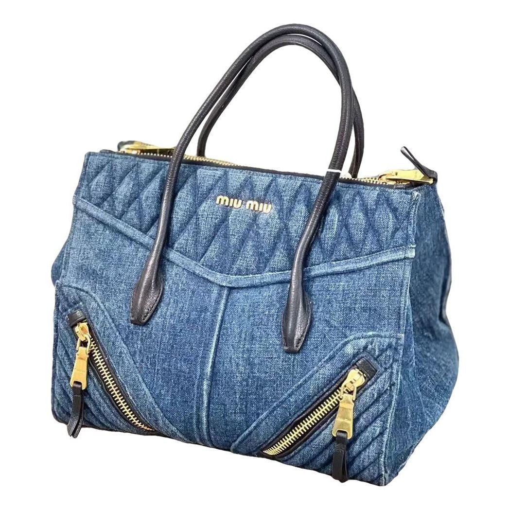 Leather tote