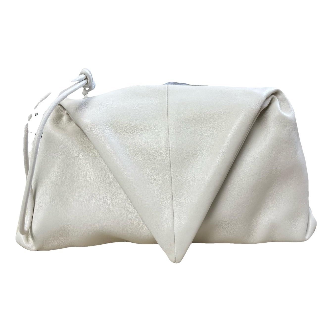 BV Trine leather handbag