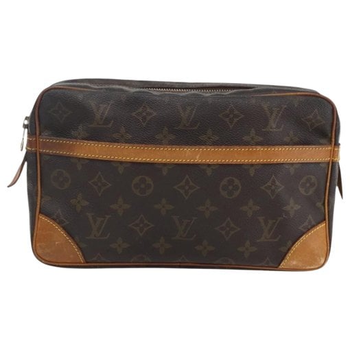 Leather clutch bag