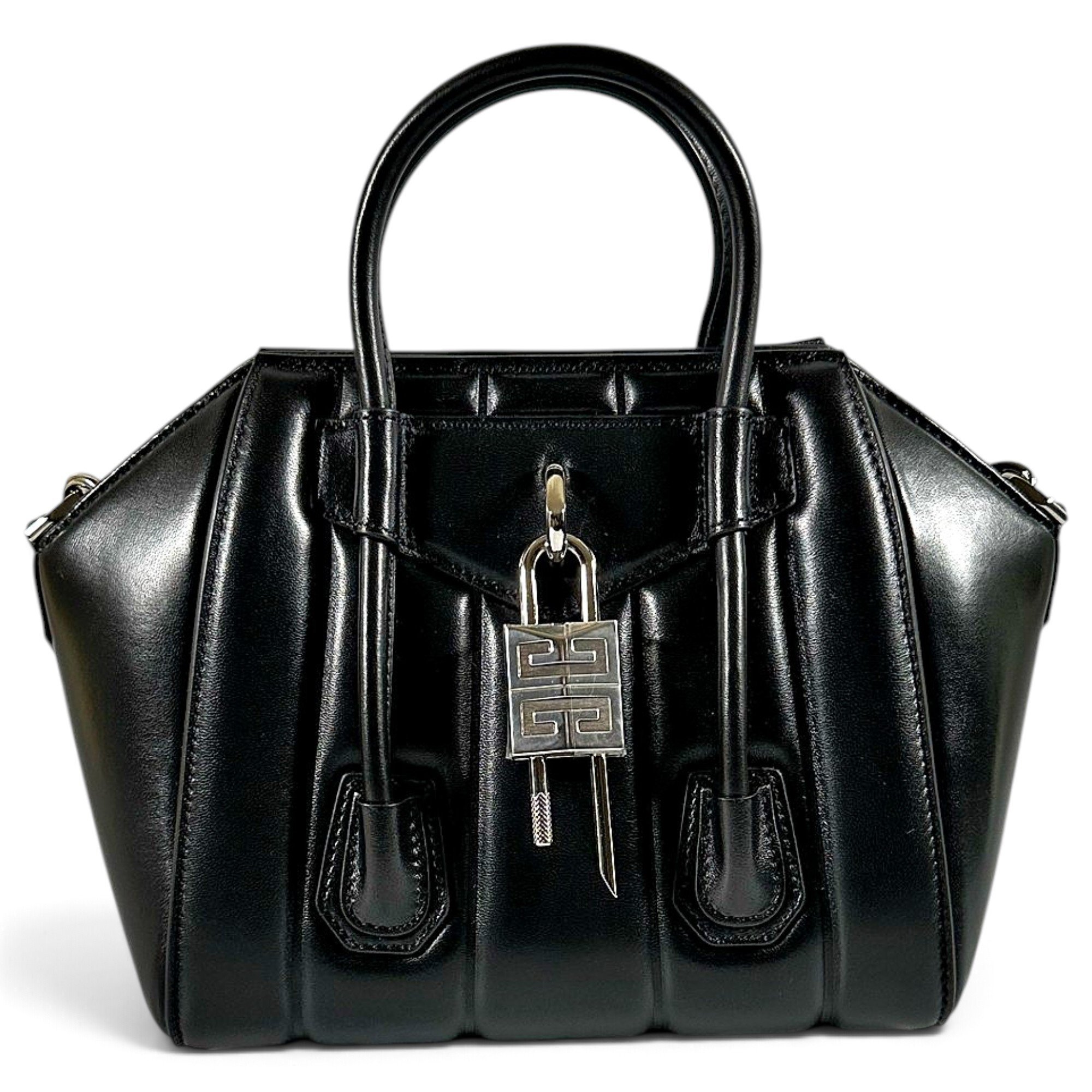 Antigona leather handbag