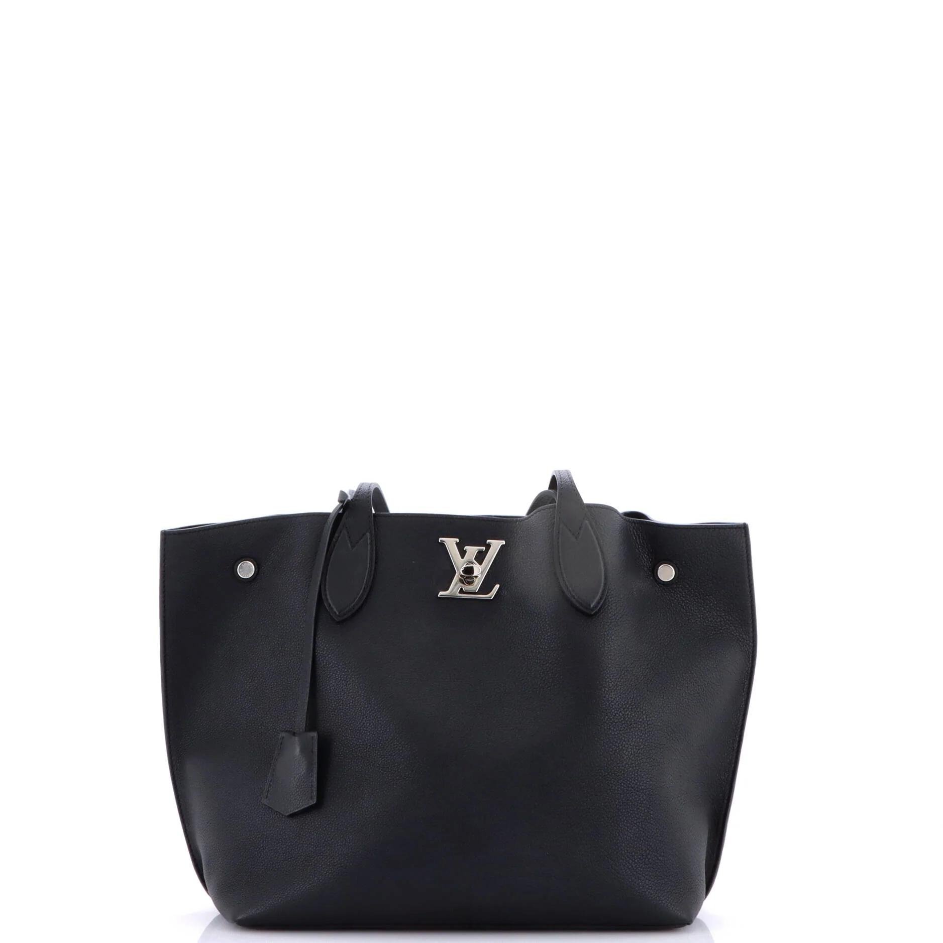 Leather tote